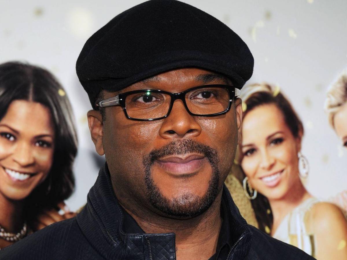 Un modelo demanda a Tyler Perry por agresión sexual y reclama $77 millones