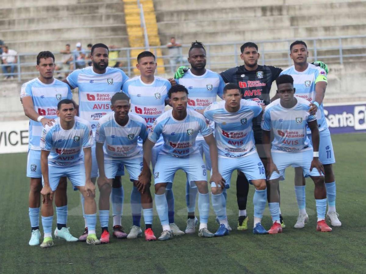 Una hermosura: Revelan quién es la enfermera del Génesis PN que enamoró en Choluteca