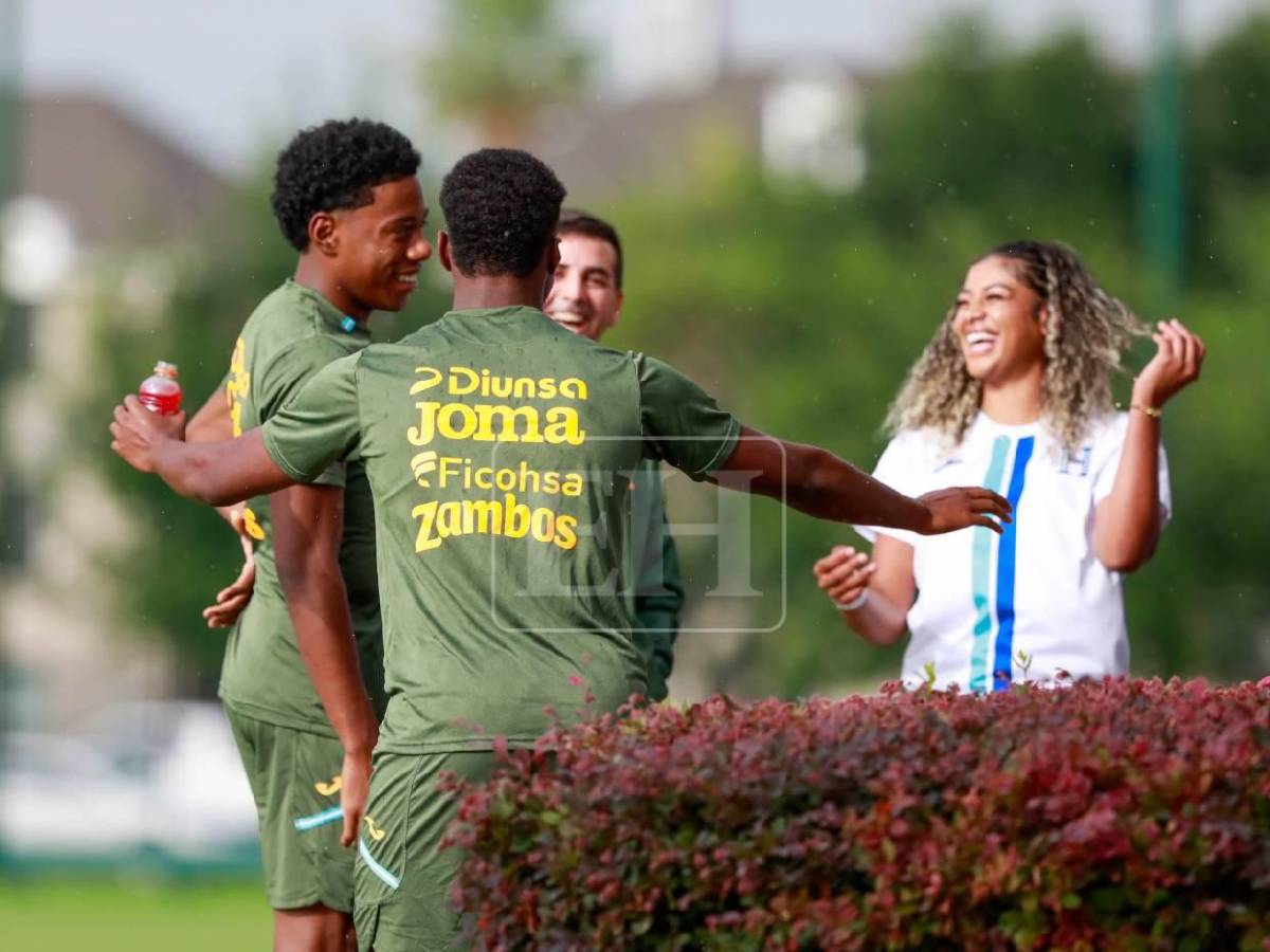 Entreno de Honduras: Jugador enciende alarmas, chica sorprende y el gesto de Dereck y Keyrol