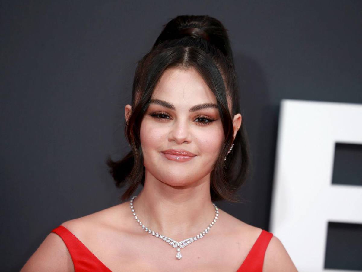 Selena Gómez se sincera sobre su batalla contra la artritis por lupus