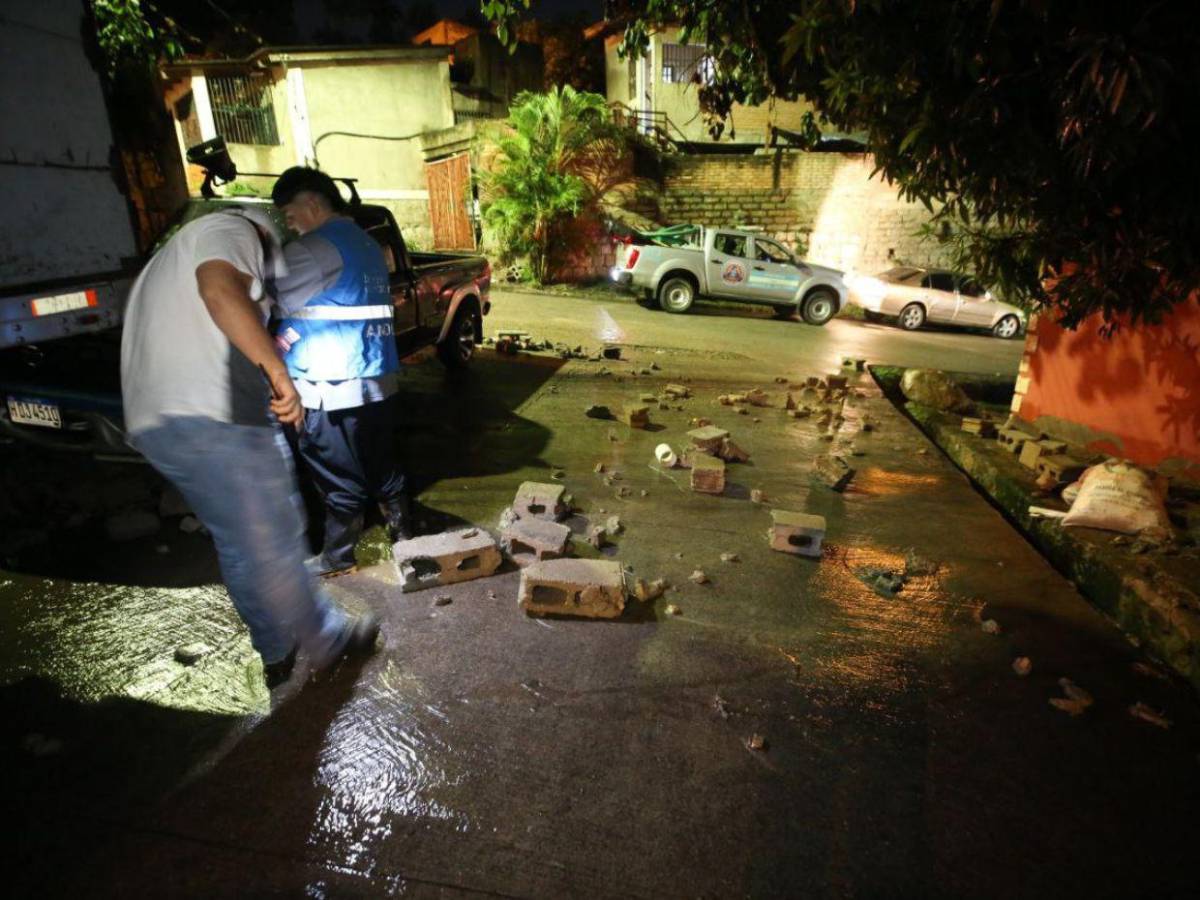 Colapsa muro perimetral del INFOP en La Pradera por intensas lluvias en Tegucigalpa