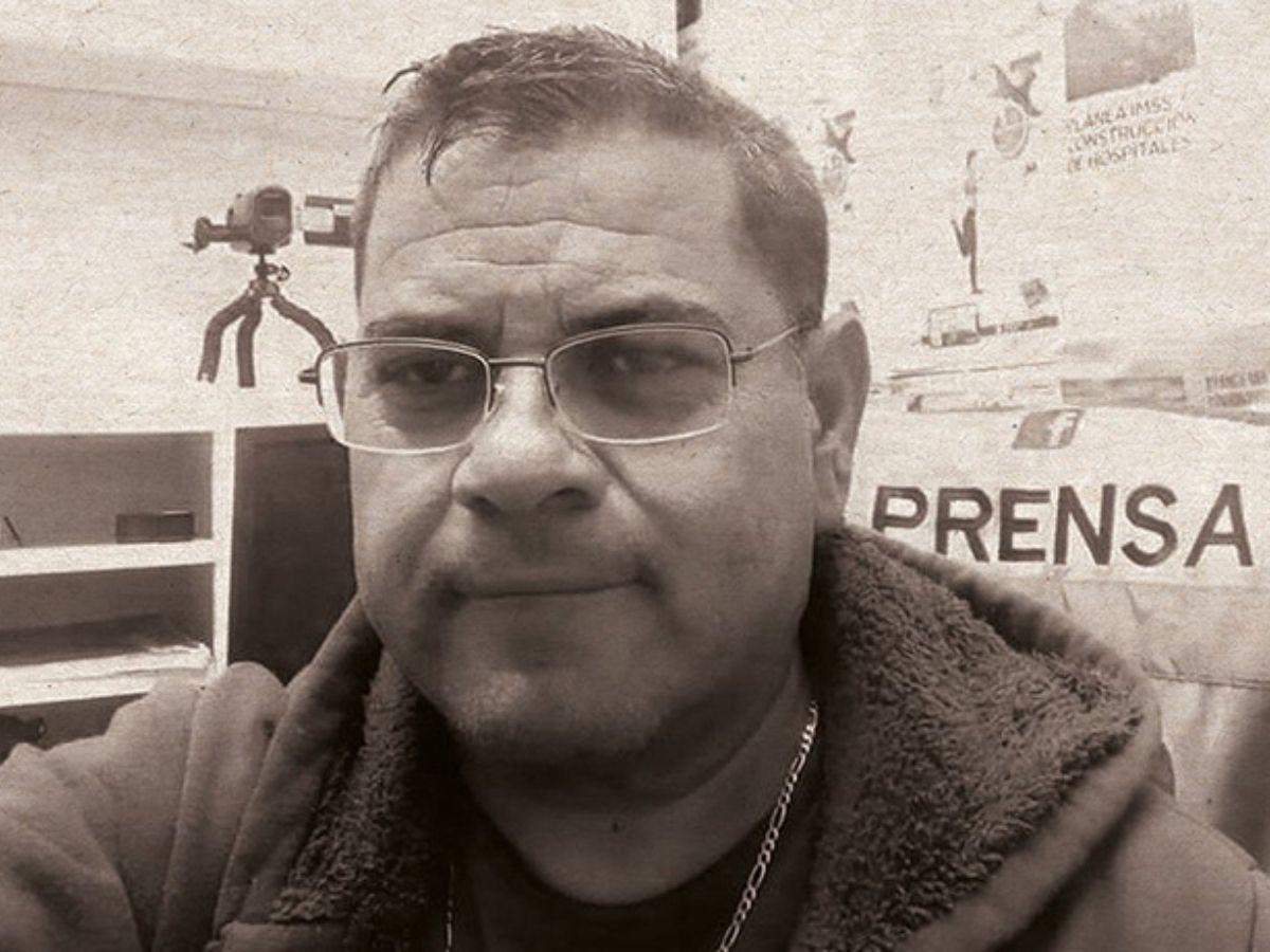 Mueren un periodista y un policía en ataque armado en México