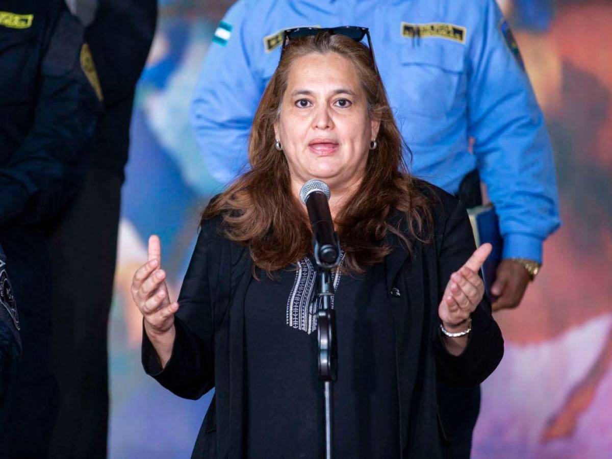 Intervención de cárceles a manos de Julissa Villanueva genera dudas