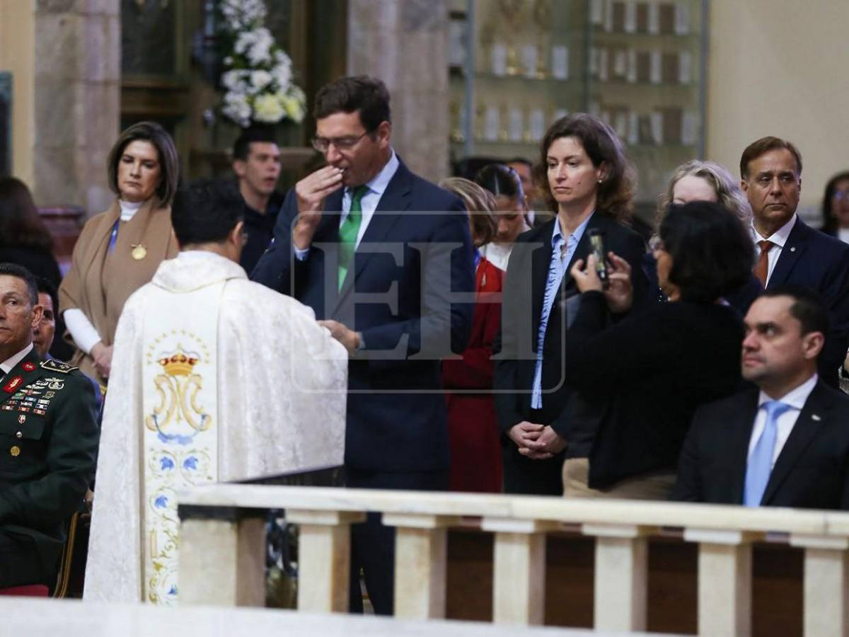 Misa en honor a la Virgen reúne a autoridades y fieles en Basílica Menor de Suyapa