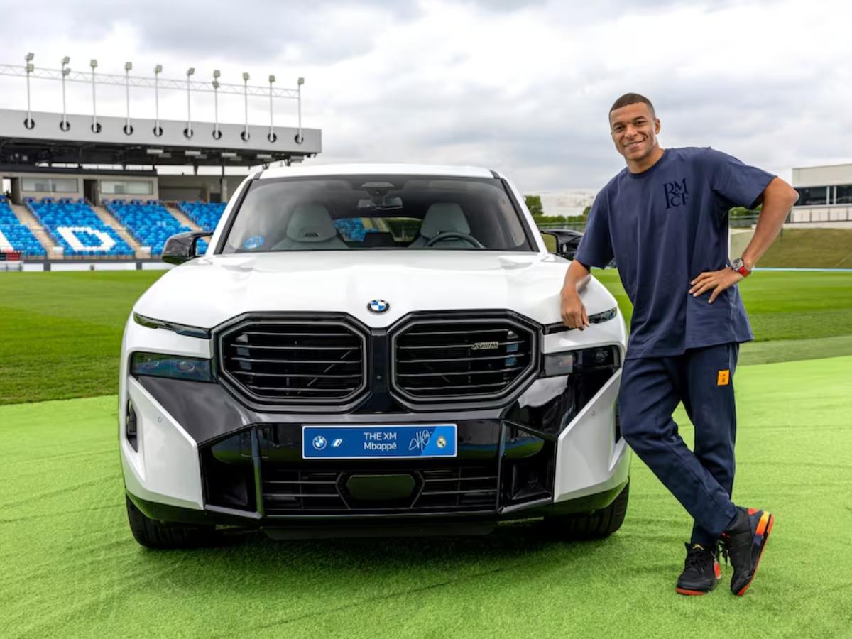 Regalan lujosos automóviles a jugadores del Real Madrid ¿cuál es el más caro? Regalan lujosos automóviles a jugadores del Real Madrid ¿cuál es el más caro?