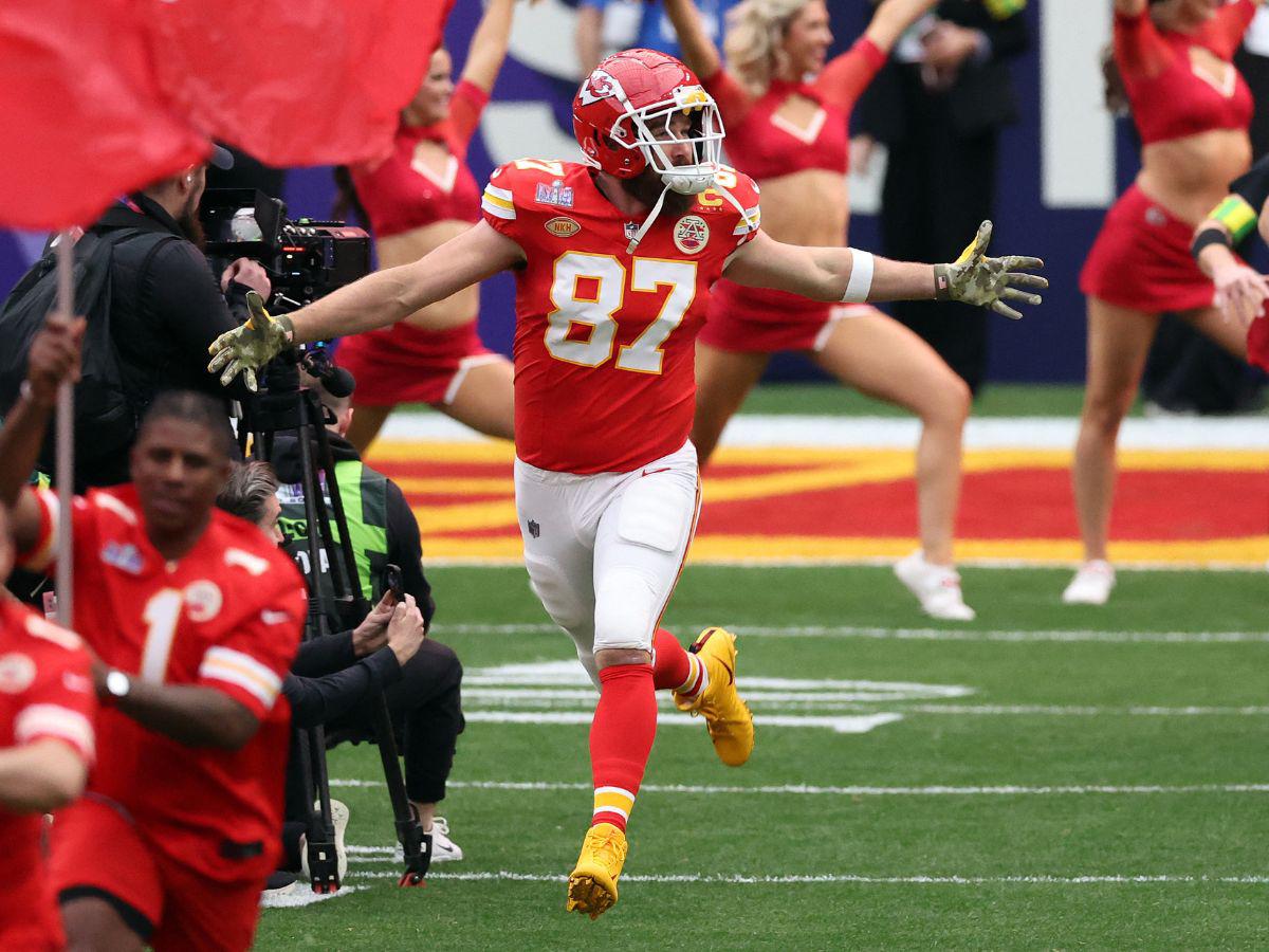 Ingreso de los Chiefs.