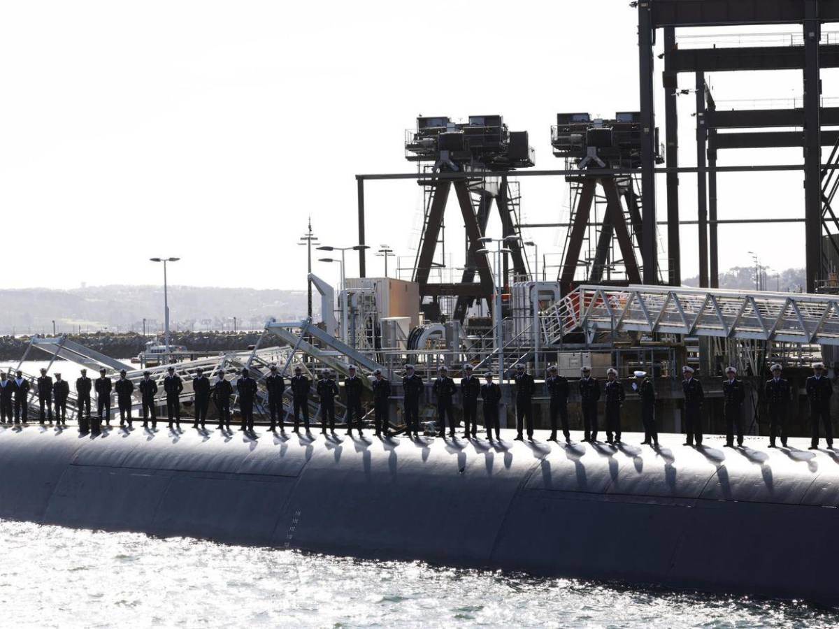 Francia fortalece su arsenal atómico y consolida su poder en Europa