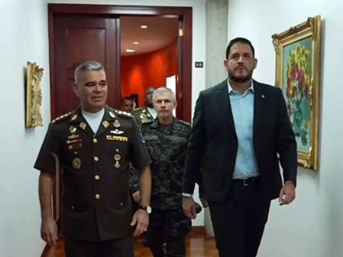 La caída de Vladimir Padrino López, militar más leal e incondicional de Nicolás Maduro