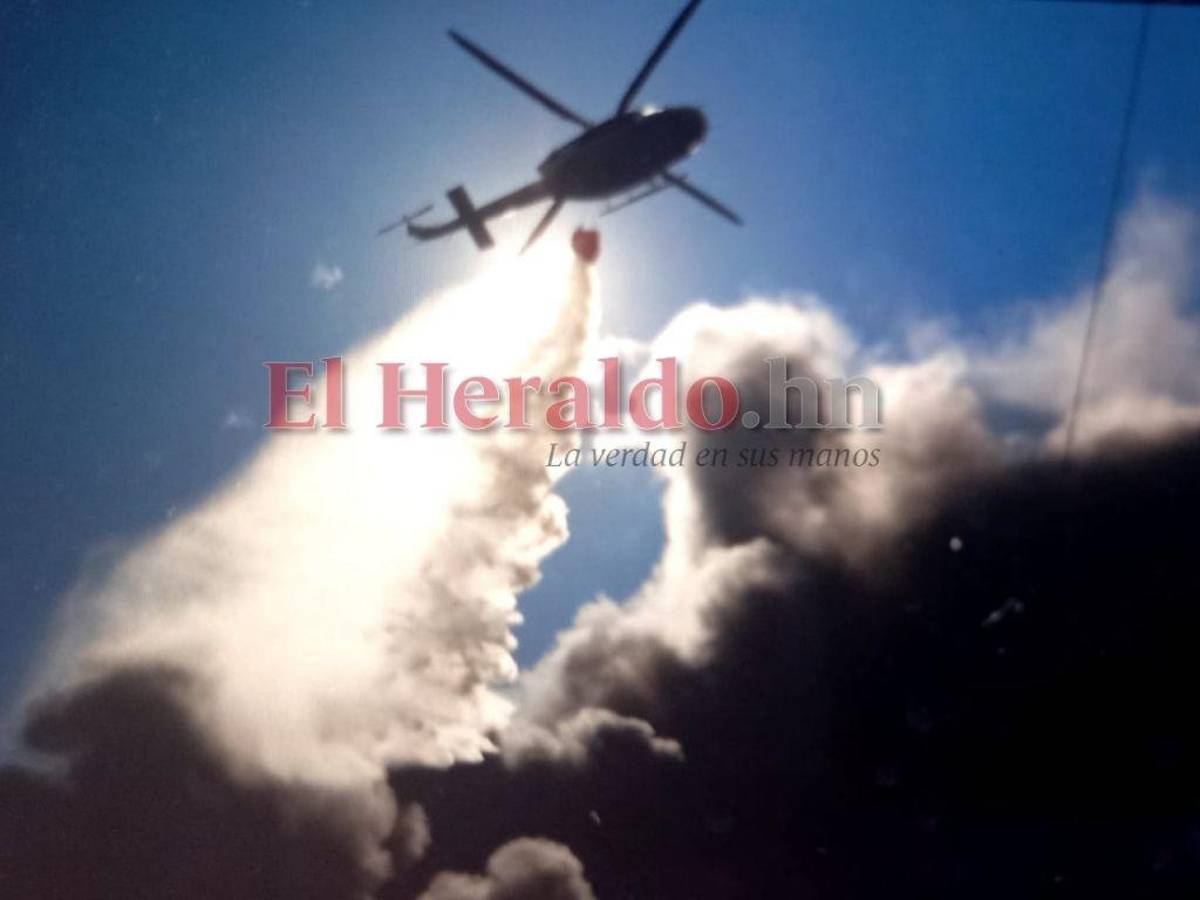 Voraz incendio consume varios negocios y bodegas en la capital