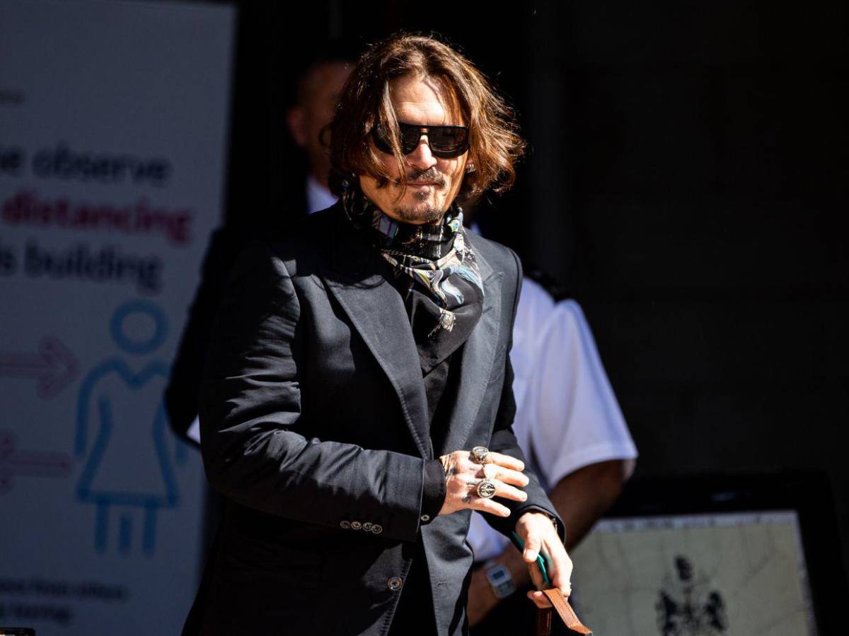 Johnny Depp revela detalles de su condición visual: “Estoy ciego como un murciélago”