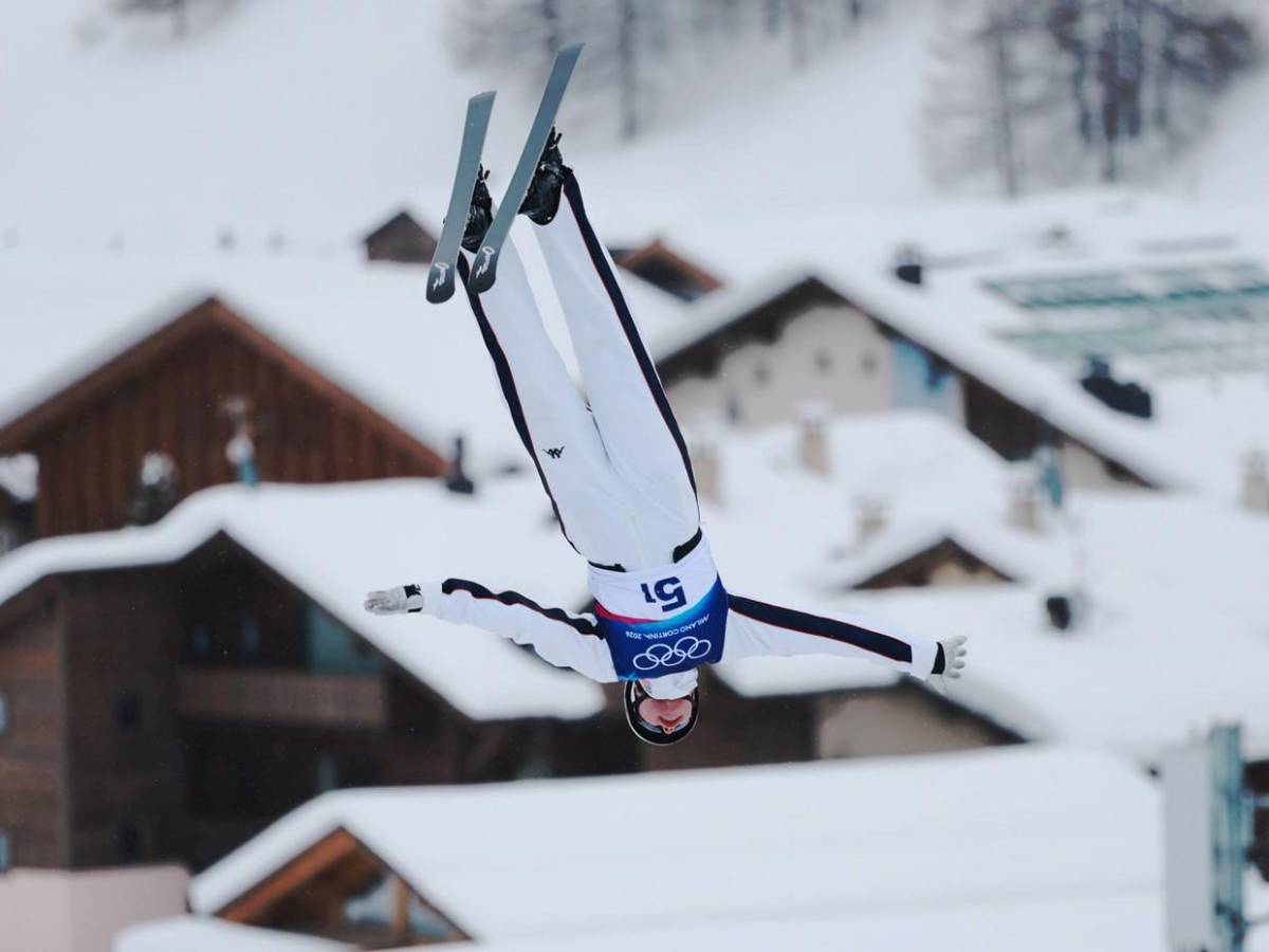El espectacular salto de Kaila Kuhn en la final de esquí acrobático