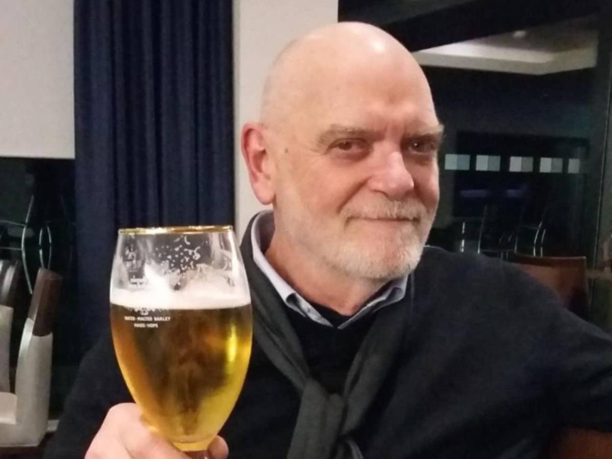 Adiós al Líder Dorado de Star Wars: Fallece Angus MacInnes Adiós al Líder Dorado de Star Wars: Fallece Angus MacInnes