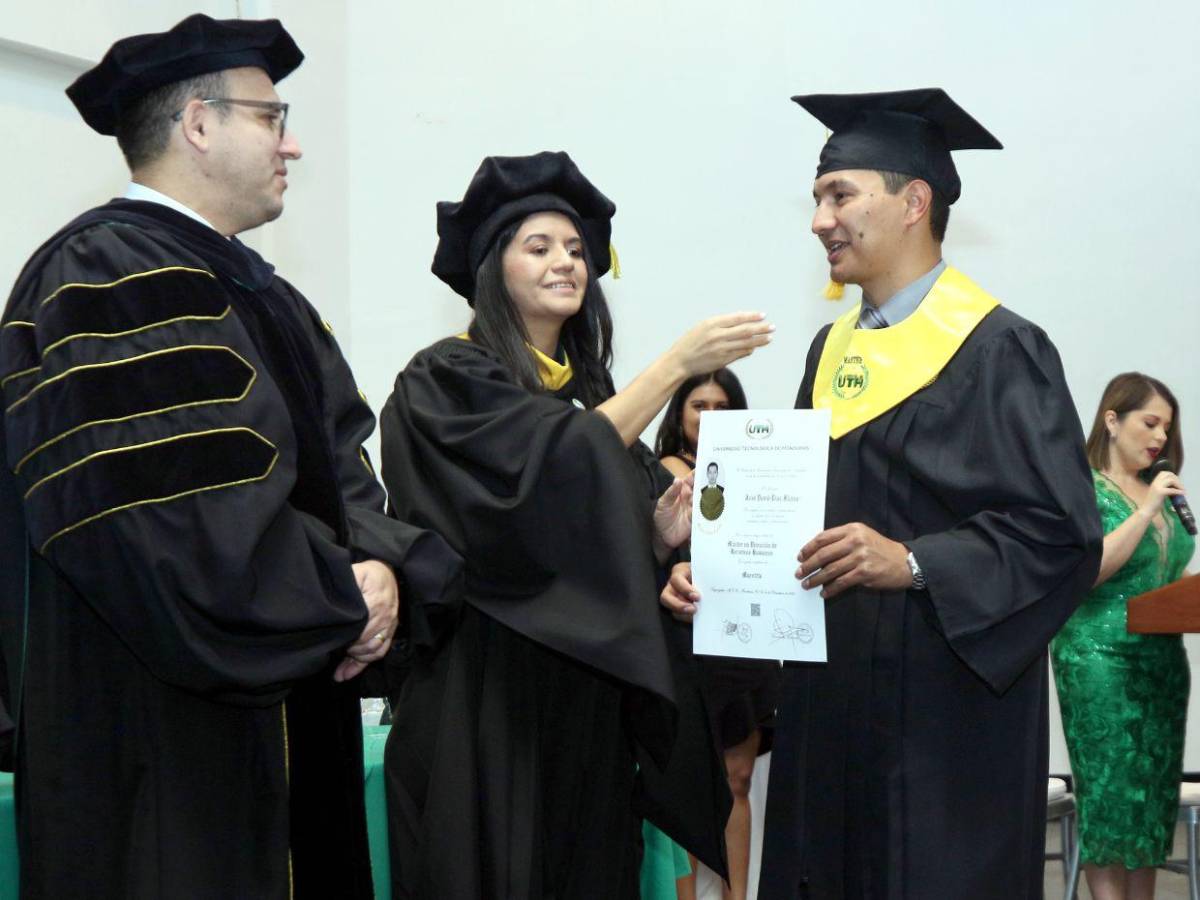 La UTH celebra la graduación de más de 200 alumnos