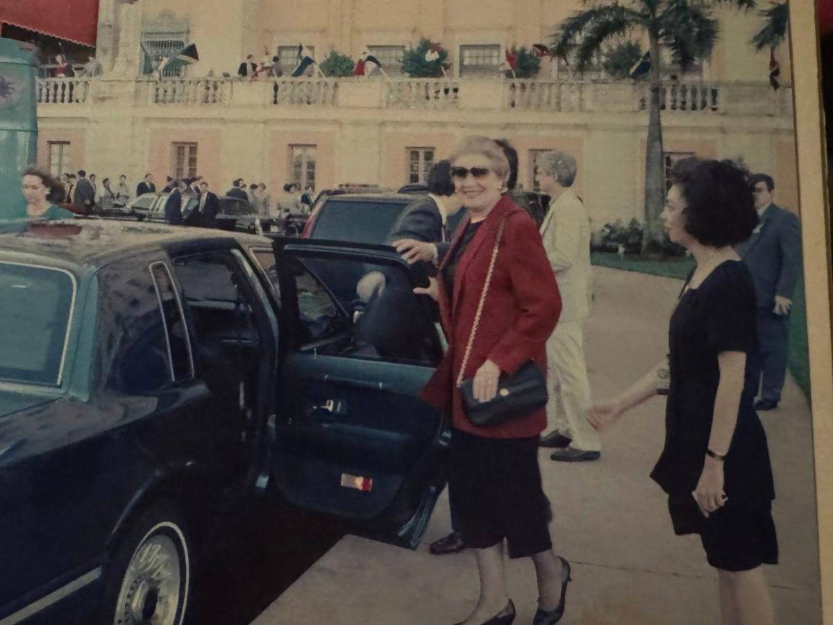 En fotos: la elegancia y calidez definieron a la ex primera dama Bessy Watson de Reina