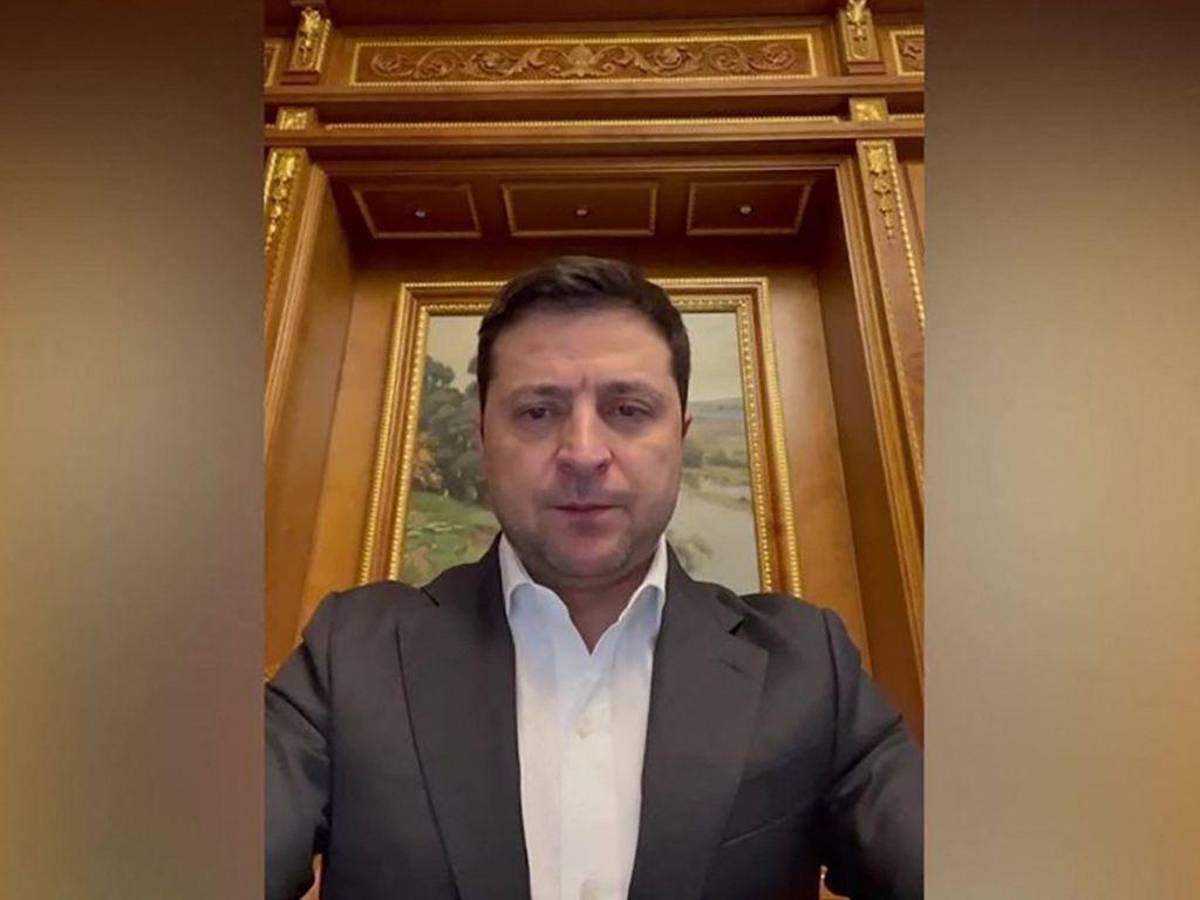 Presidente de Ucrania: Rusia atacó como lo hacía la Alemania nazi