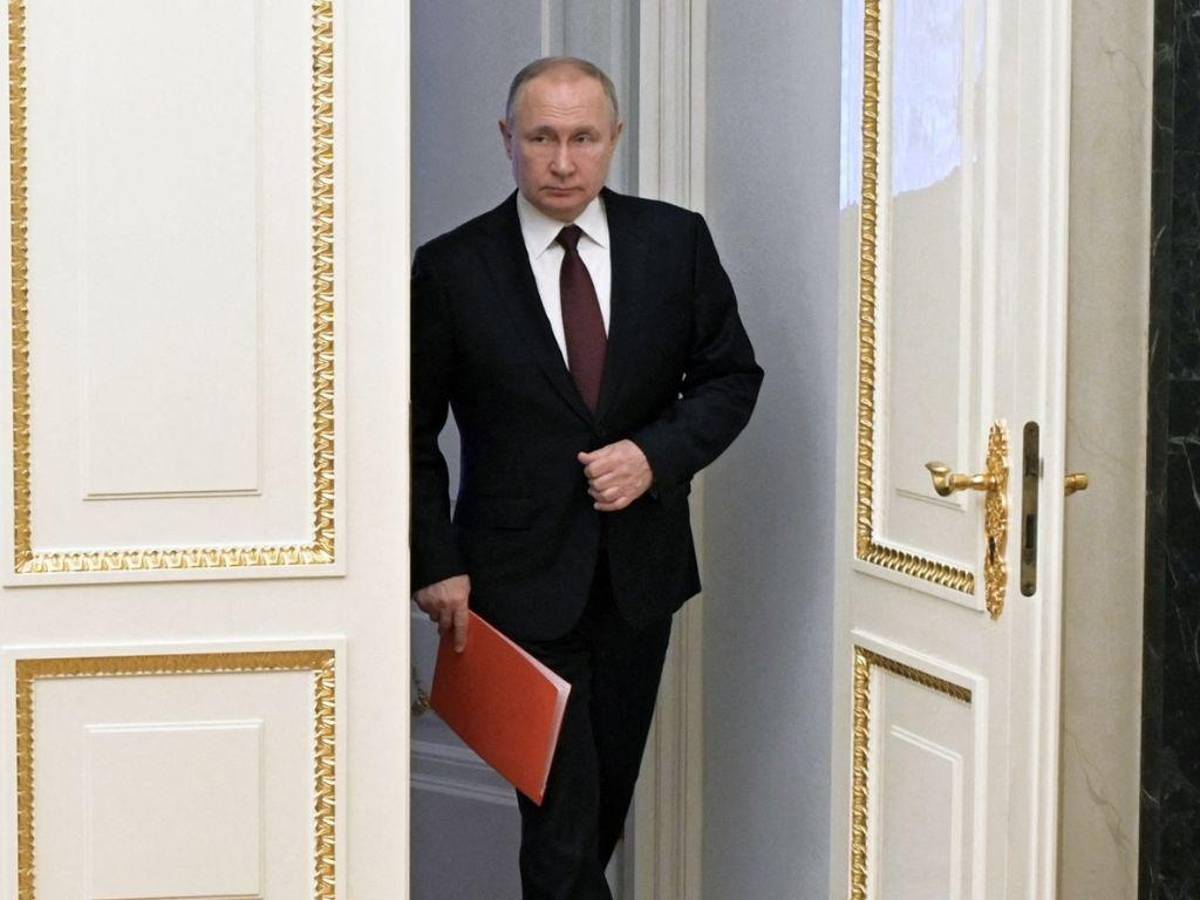 Putin llamó al ejército ucraniano a tomar el poder y derrocar a su presidente