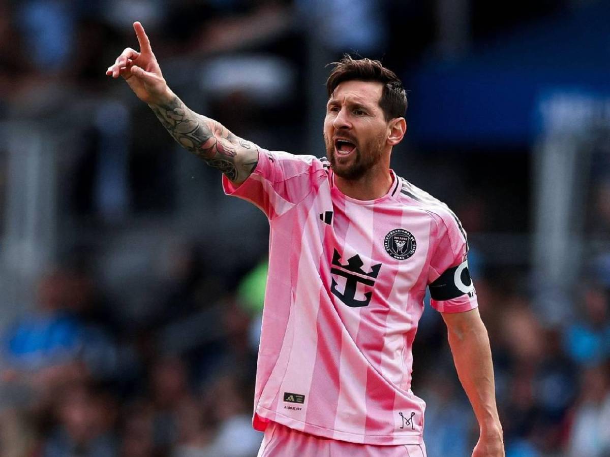 Rambo aclara supuesto romance con Paola Lazzaroni, anécdota en Italia y se compara con Messi