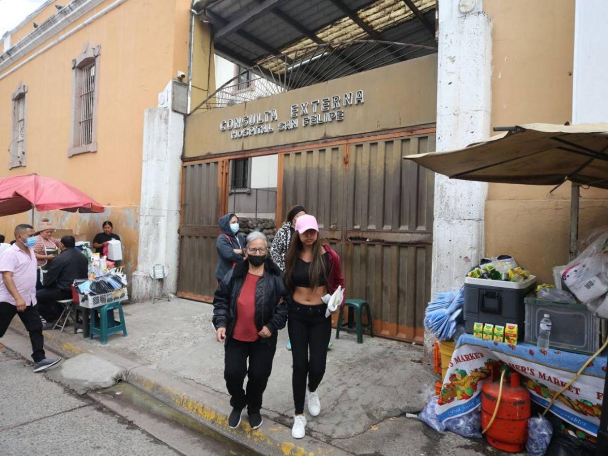 Pacientes denuncian asaltos en los alrededores del Hospital San Felipe Pacientes denuncian asaltos en los alrededores del Hospital San Felipe