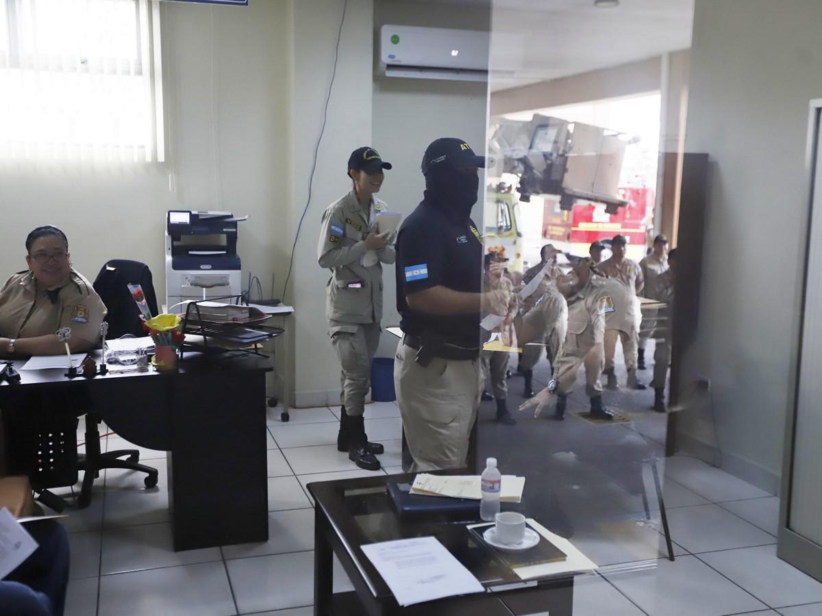 Investigan supuesta malversación en manejo de tasa bomberil en SPS