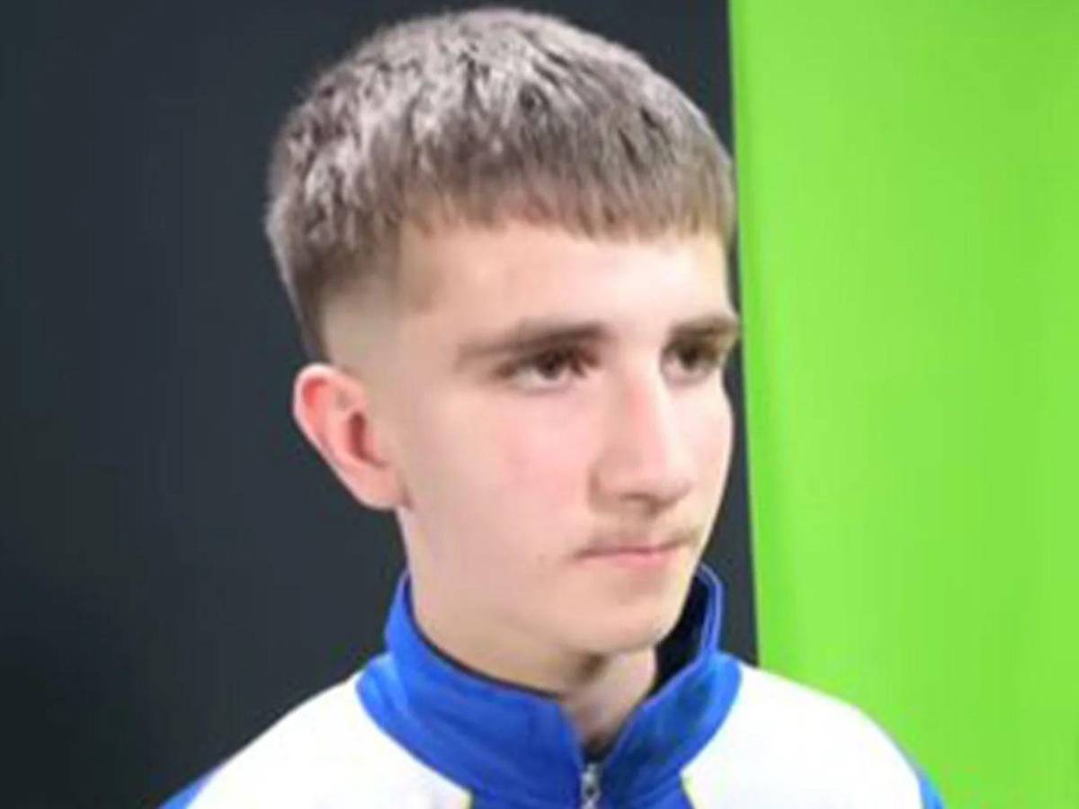 De robar un papelito a viajar al Mundial: el recogepelotas que es héroe en Bosnia