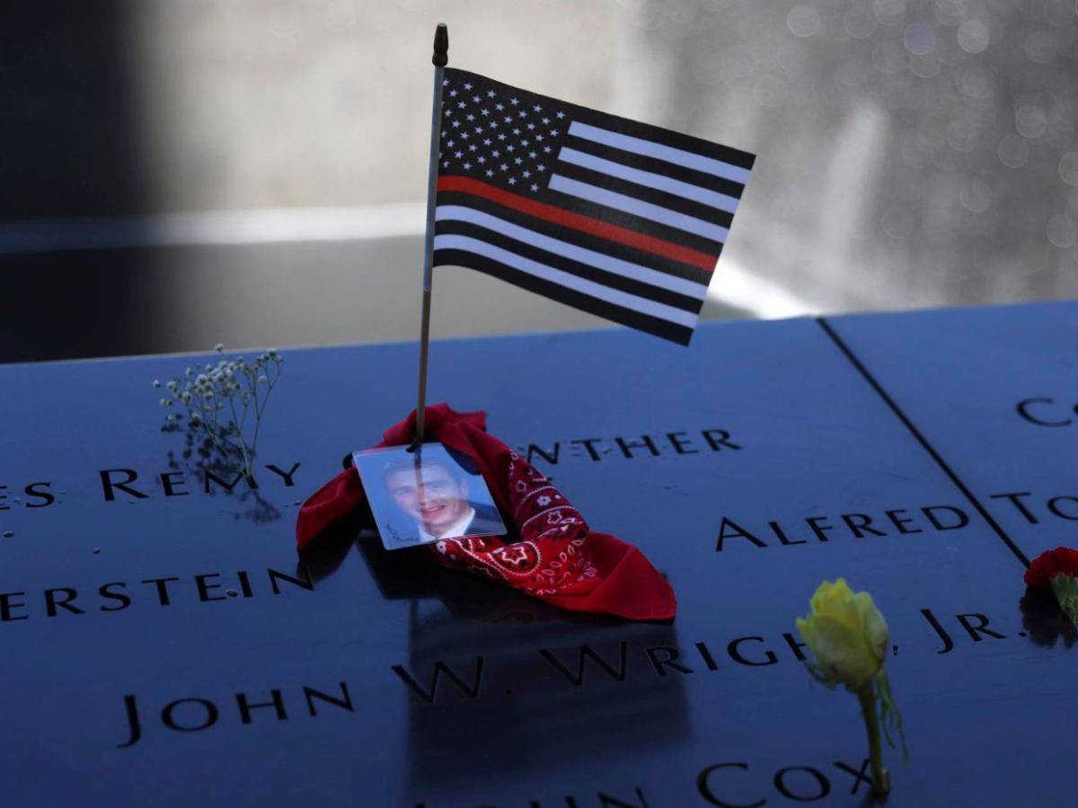 Nueva York recuerda a sus muertos en la tragedia de las Torres Gemelas hace 24 años