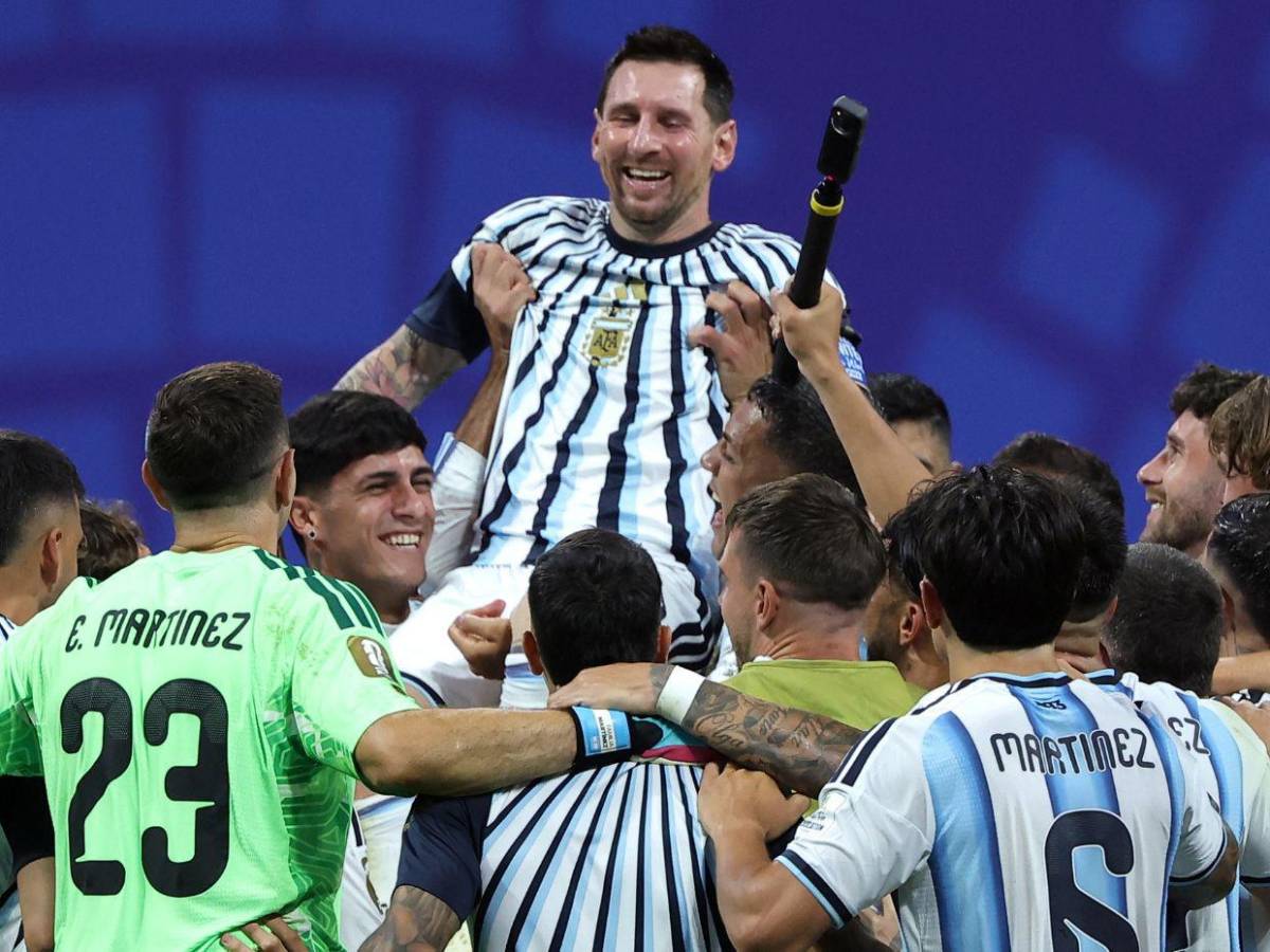 La emotiva llamada de Klose y Messi organizada por Scaloni, DT de Argentina