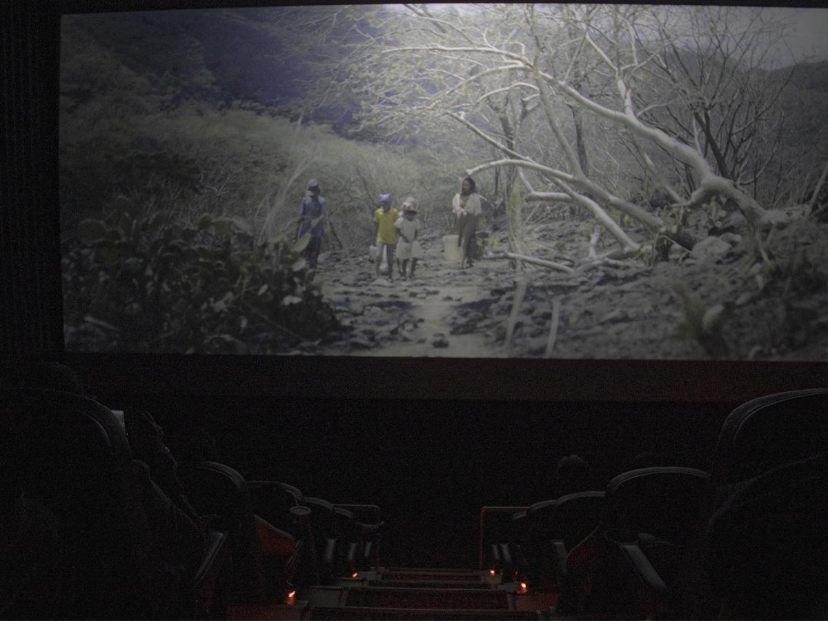 <i>“CERCA” es el primer cortometraje de una serie a ser producida y compartida a través del proyecto “Historias por el Agua”. </i>