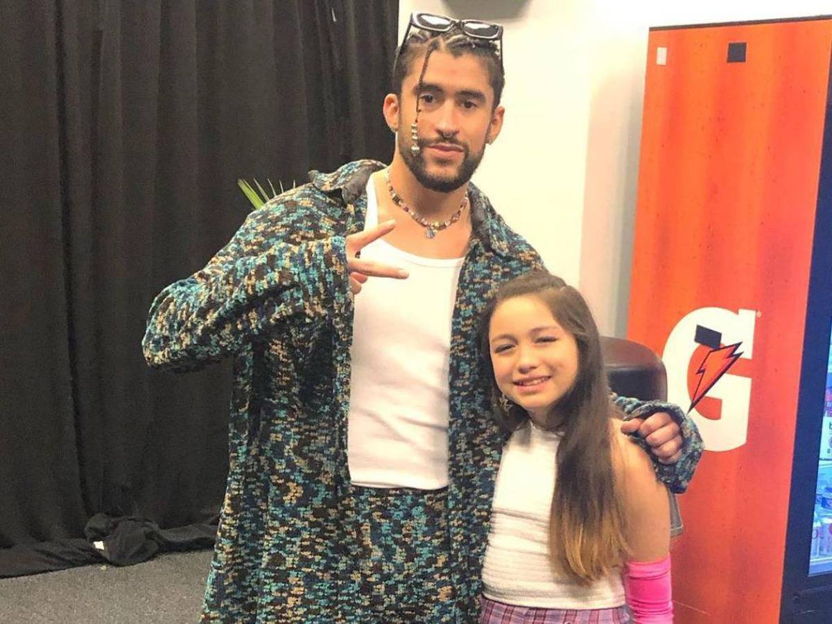 Bad Bunny regala una casa a niña sobreviviente de tiroteo en los Estados Unidos