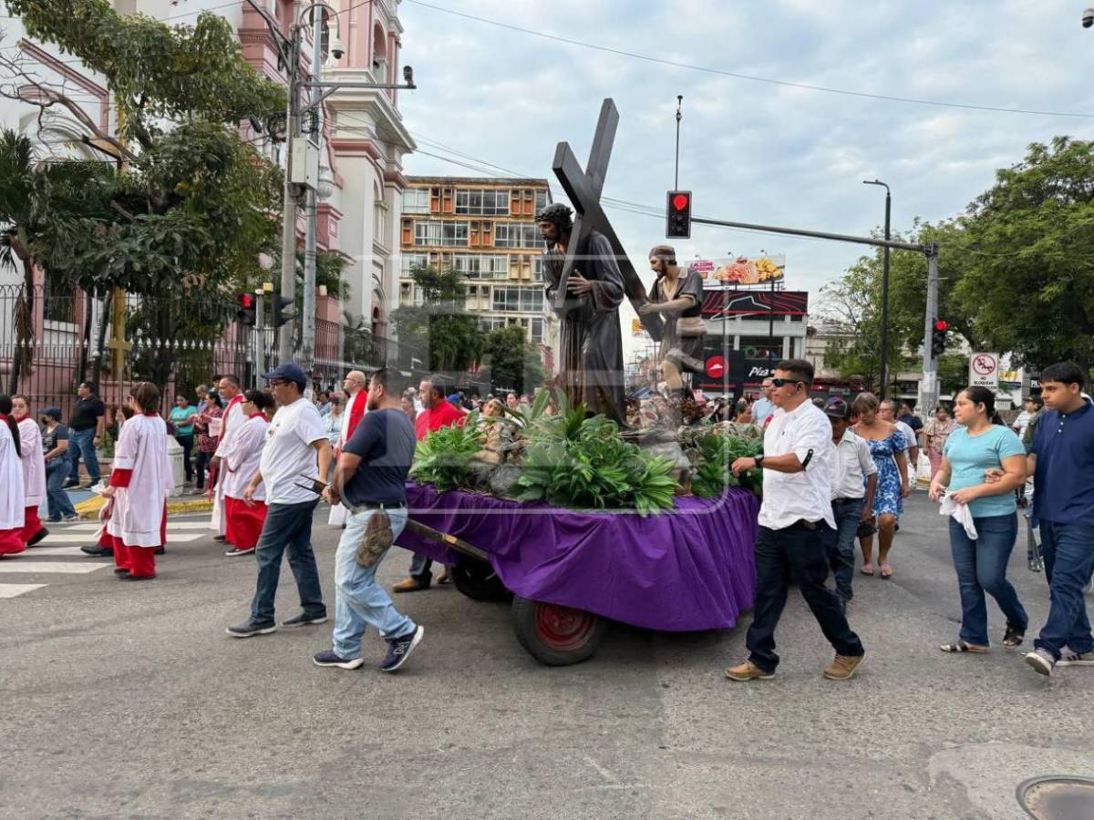 Fe y reflexión: SPS revive en sus calles el doloroso camino al Gólgota con Viacrucis