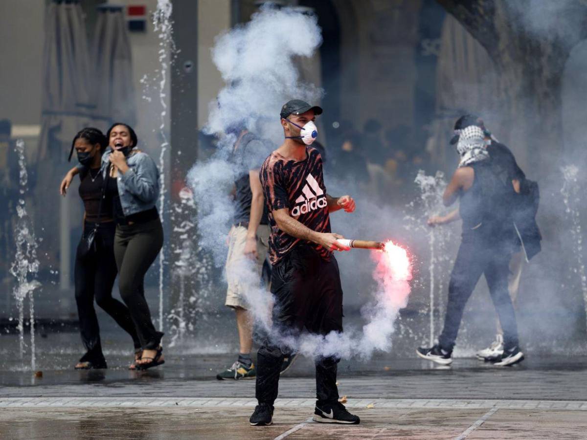 Bloqueemos todo: ¿Qué se sabe de la masiva protesta en Francia?