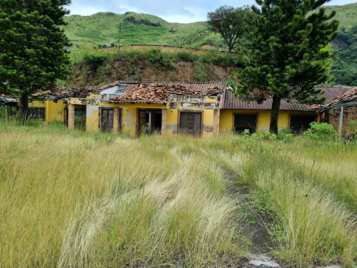 Esta fue la casa abandonada donde fueron dejados los turismos.