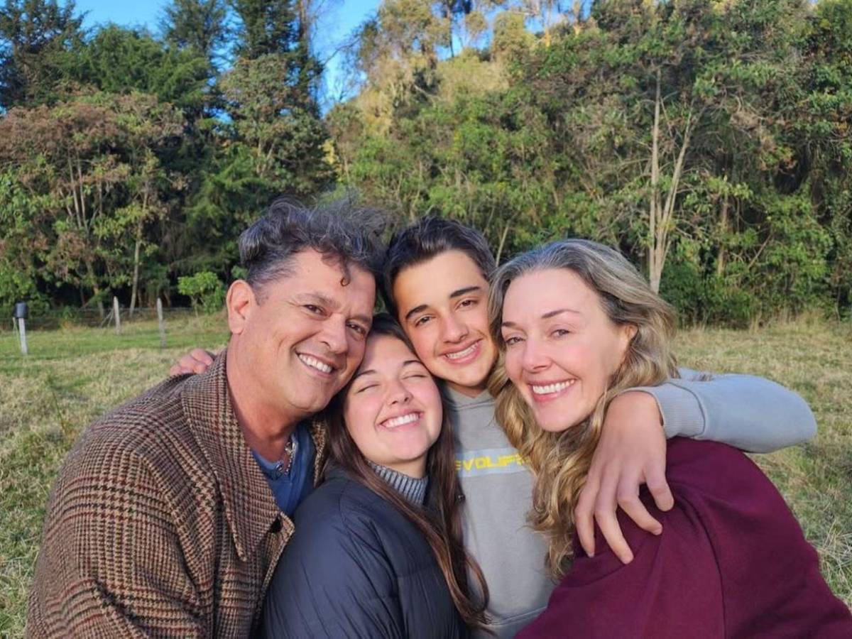 Esposa e hijos de Carlos Vives, ¿quiénes son y a qué se dedican? Esposa e hijos de Carlos Vives, ¿quiénes son y a qué se dedican?