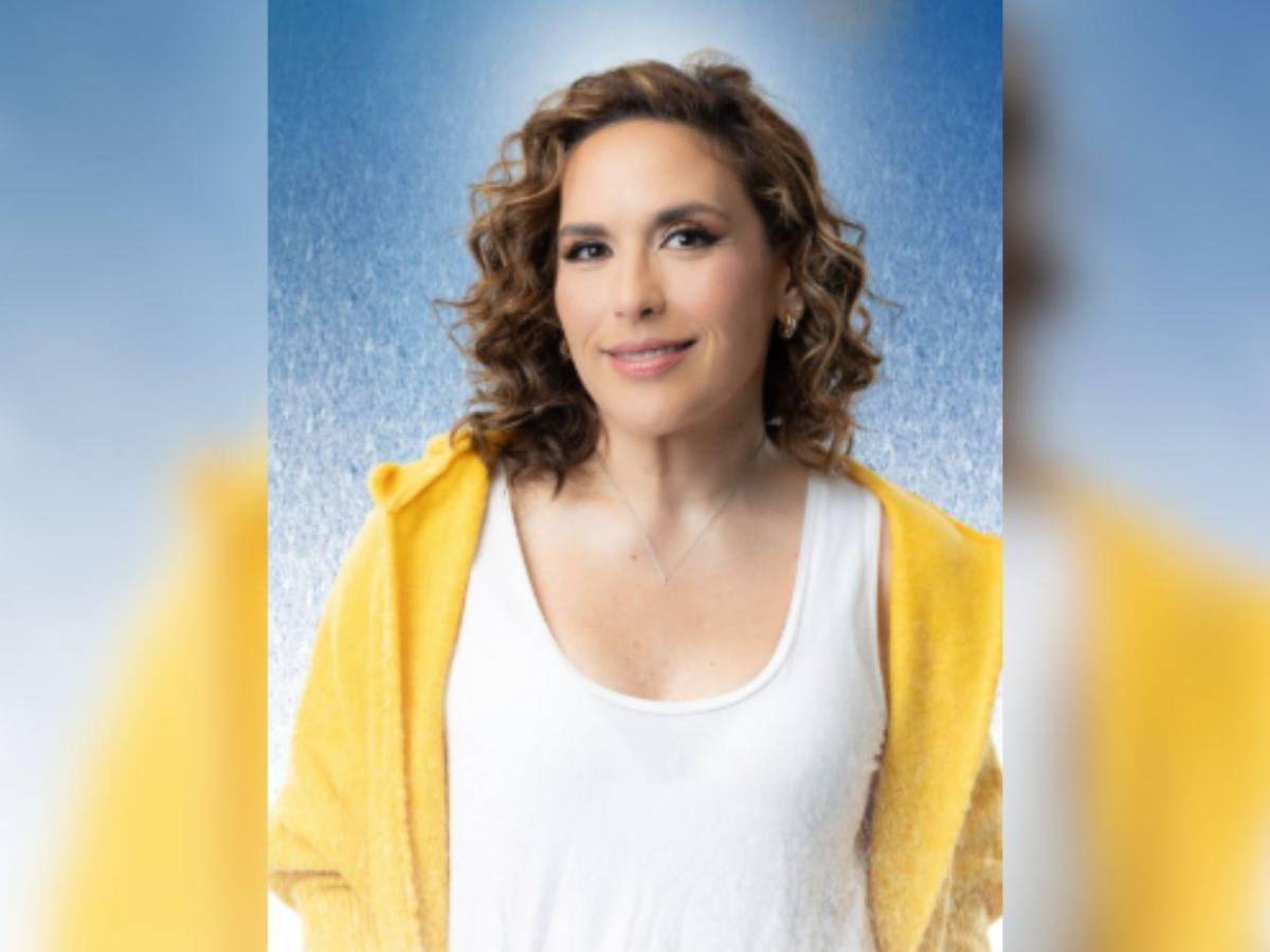 Entre risas, Angélica Vale revela que sigue soltera y sin vacunar