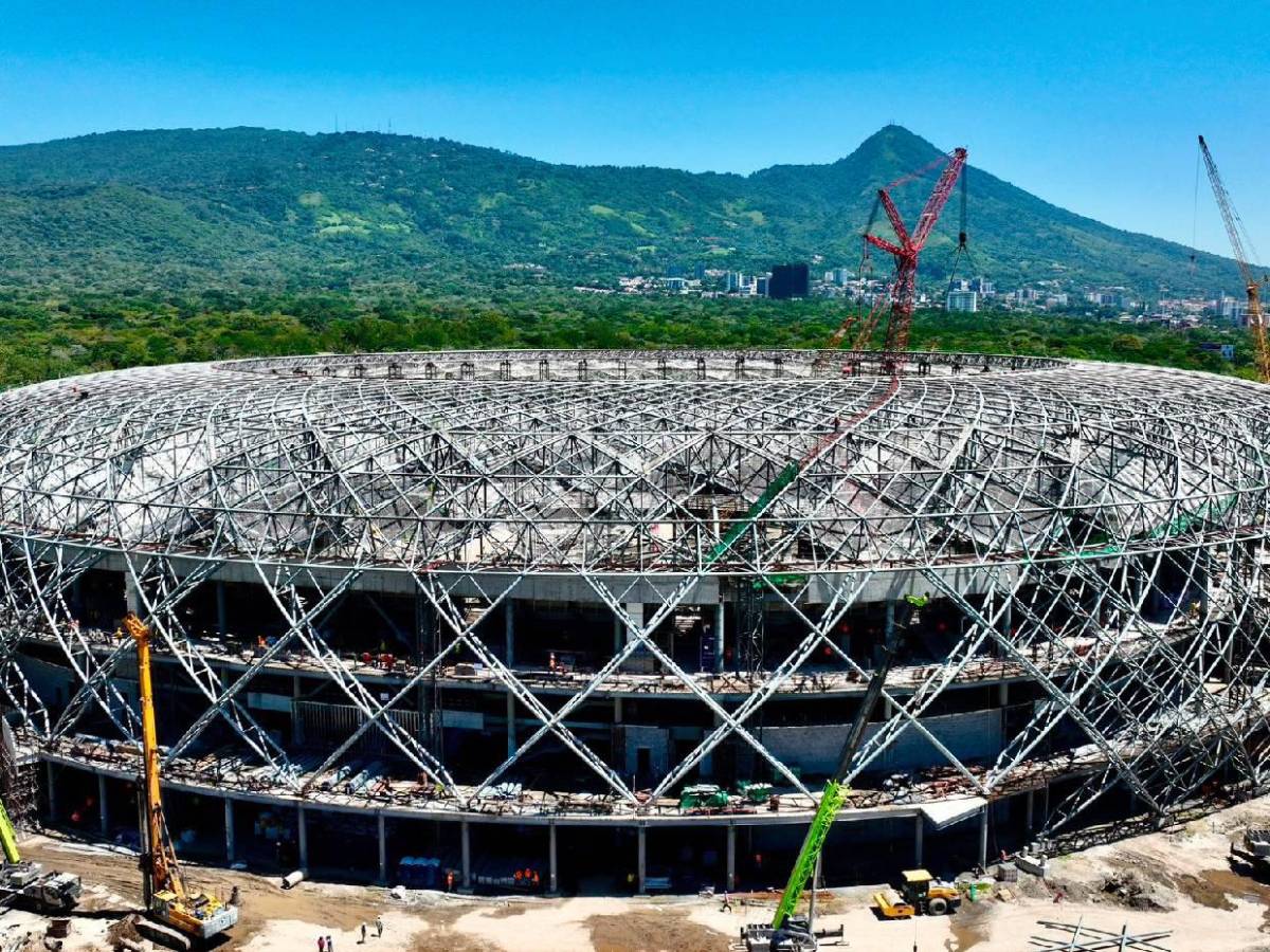 El Salvador hace historia: Así avanza la construcción del estadio más grande de Centroamérica