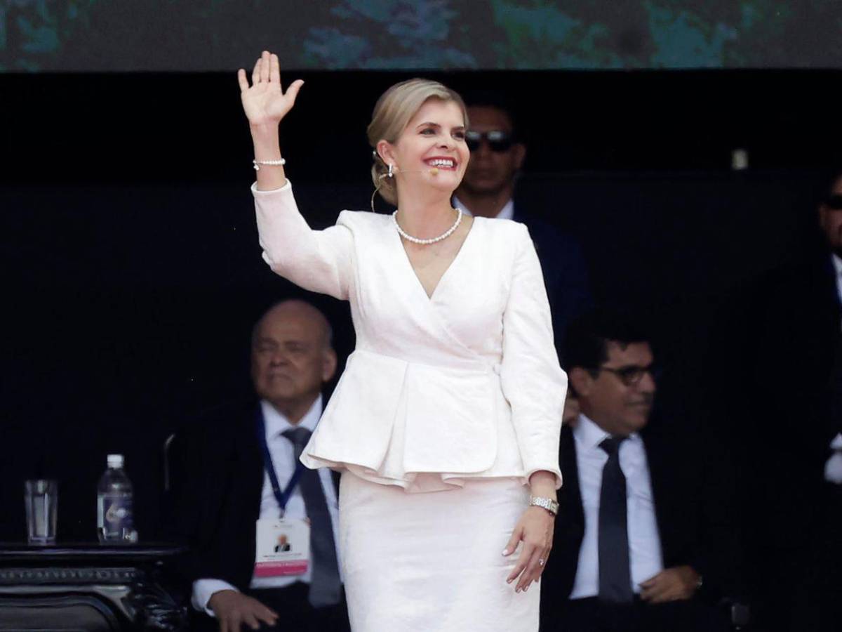 En fotos: así fue la investidura de Laura Fernández, la nueva presidenta de Costa Rica