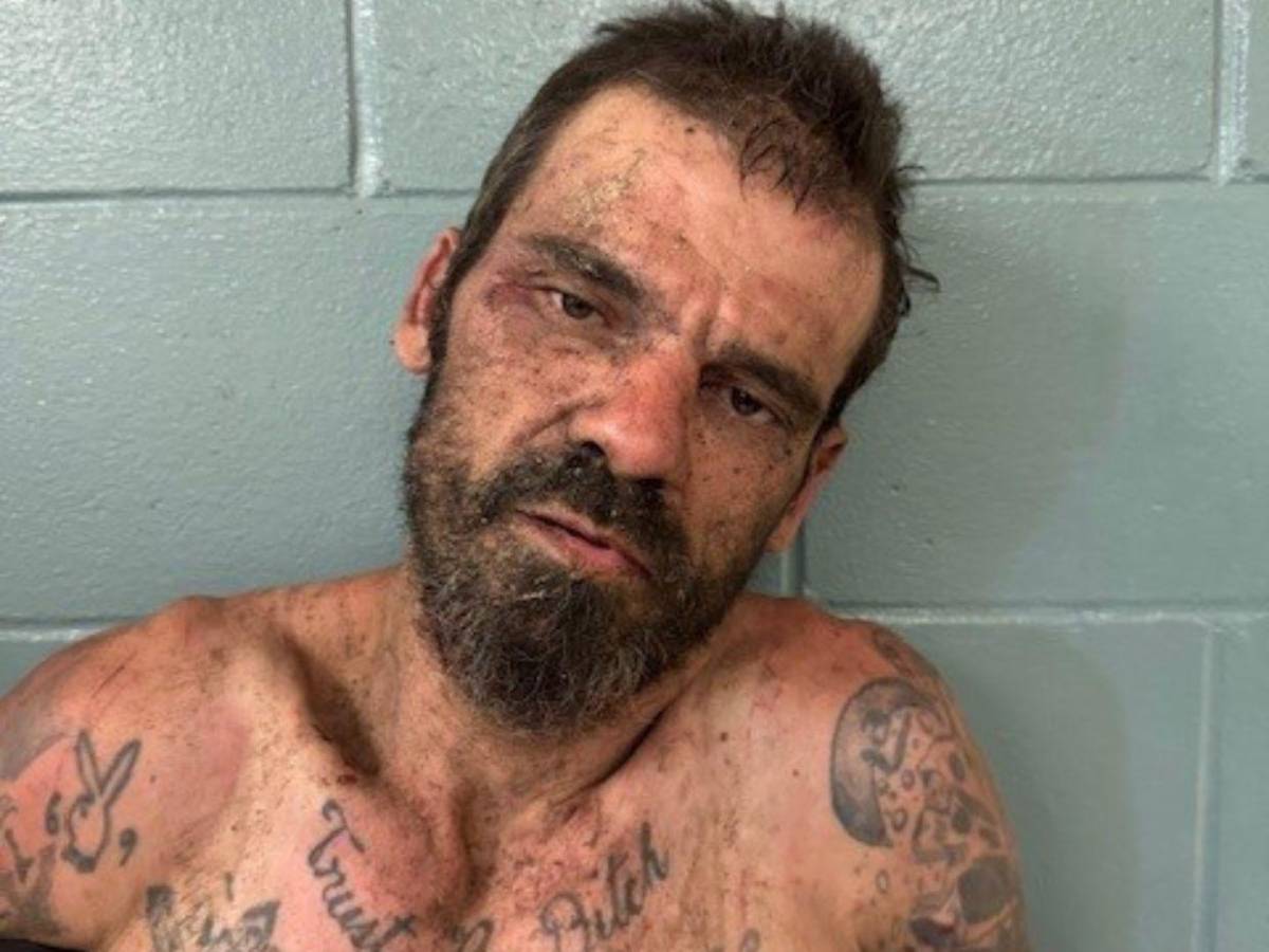 Mujer escapa tras ser secuestrada, abusada y encerrada en un contenedor en Florida