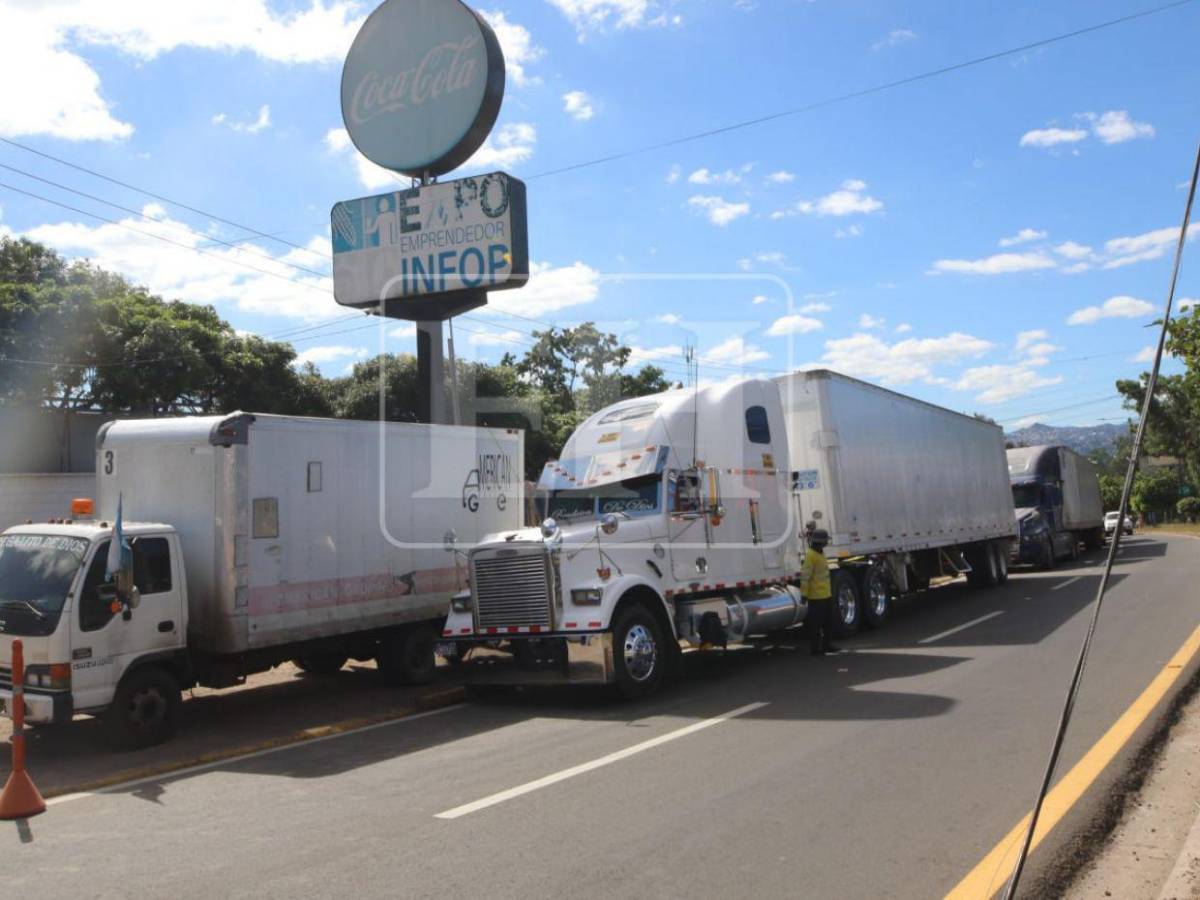 A tiempo y con GPS: así fue el despacho de material electoral