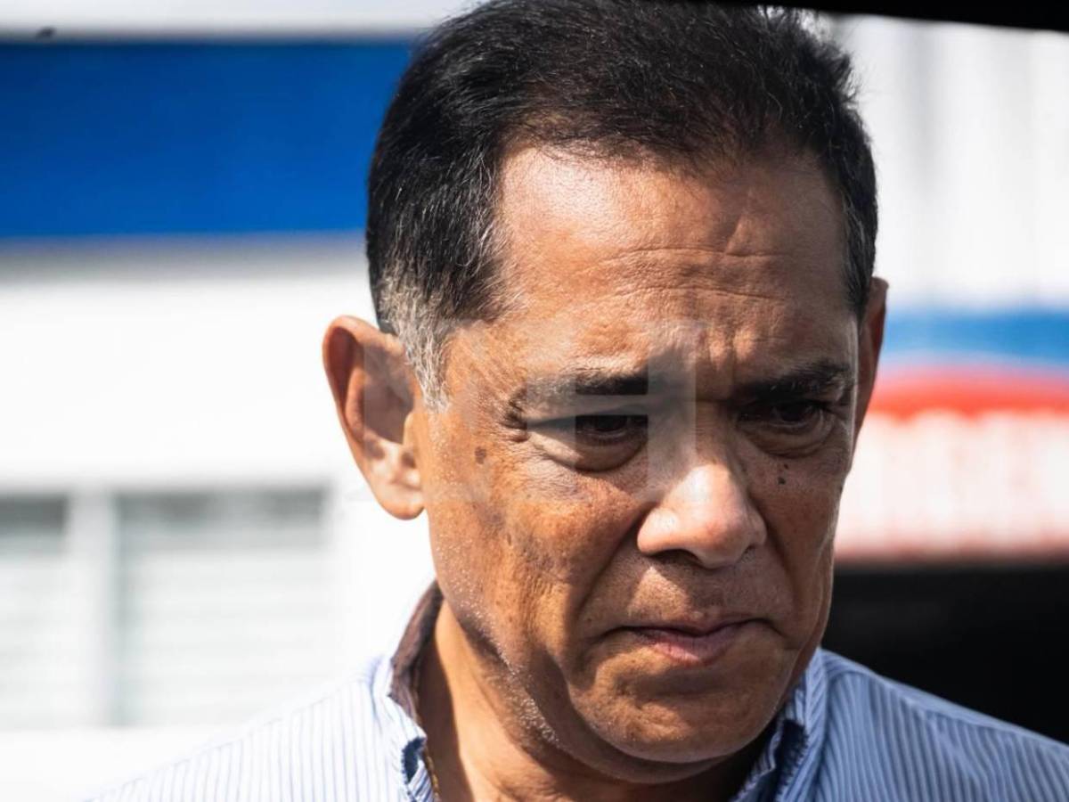 Tristeza y rostros desencajados: Familiares de Orinson Amaya llegan a la clínica donde falleció