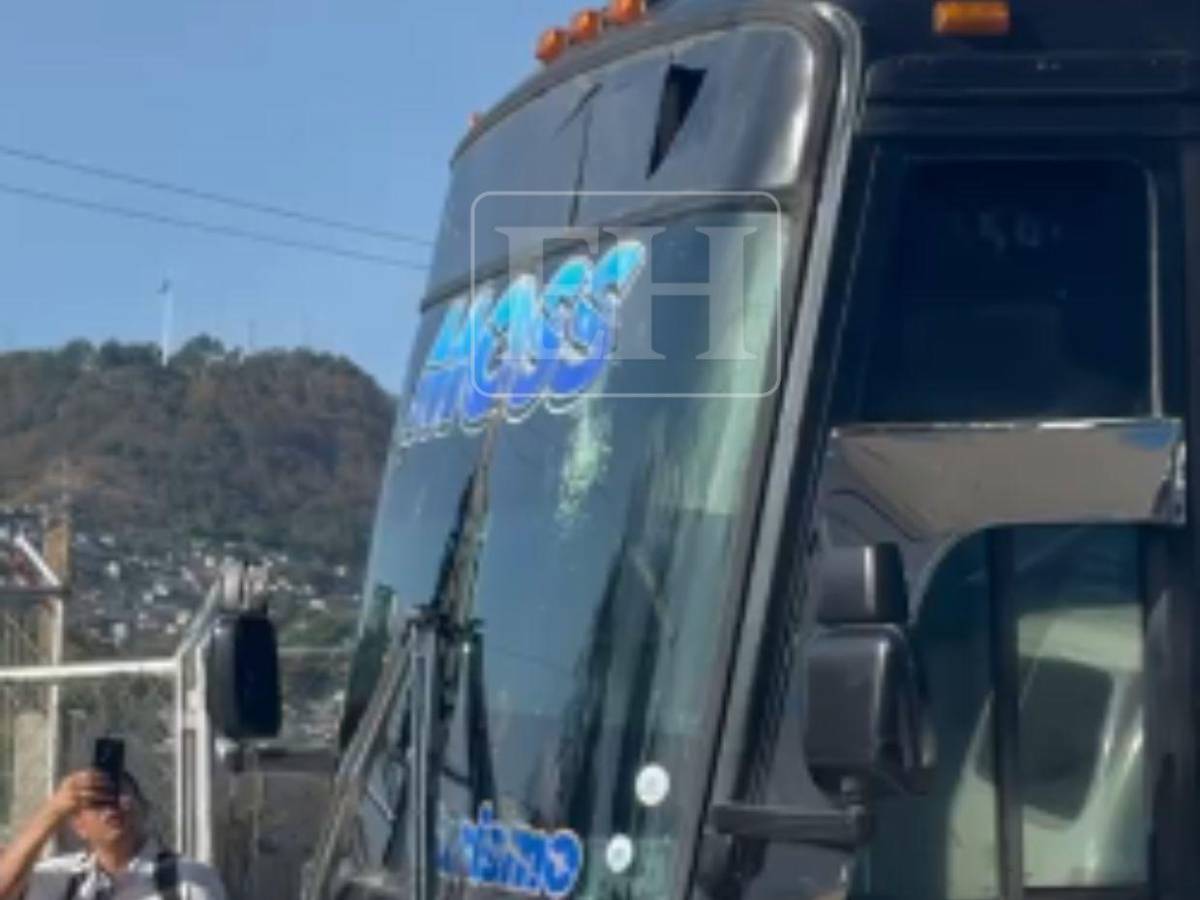 Destrozos a la propiedad privada tras lluvia de piedras y balazos antes del Motagua vs Olimpia