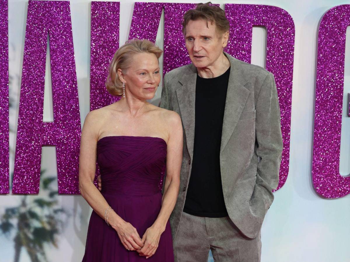 ¿Pamela Anderson y Liam Neeson tienen un romance? El gesto que desató los rumores