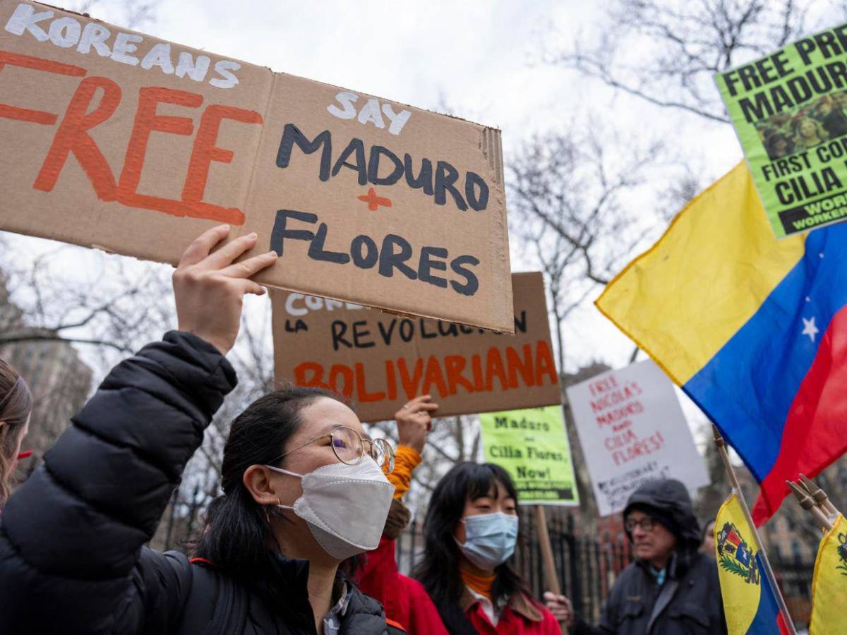 Protestas a favor y en contra de Maduro desatan caos frente a corte