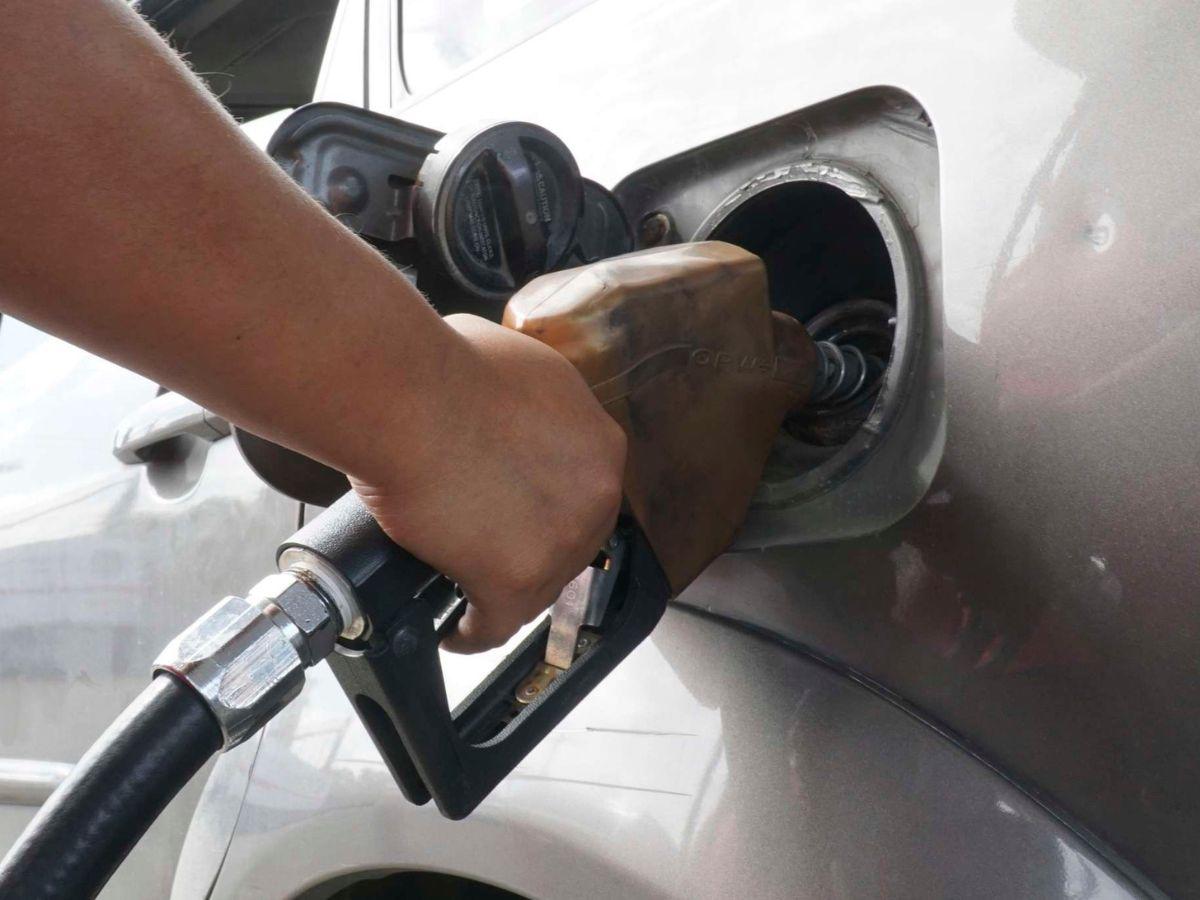 Consumo de gasolina regular y diésel subió 25.9% y 1.7% en Honduras