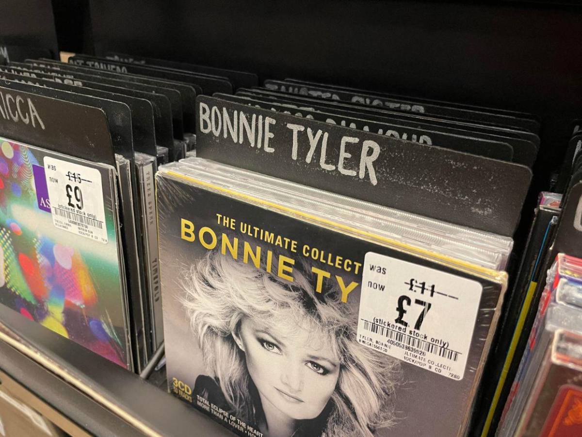 Bonnie Tyler: una estrella mundial que encontró refugio en el Algarve, Portugal