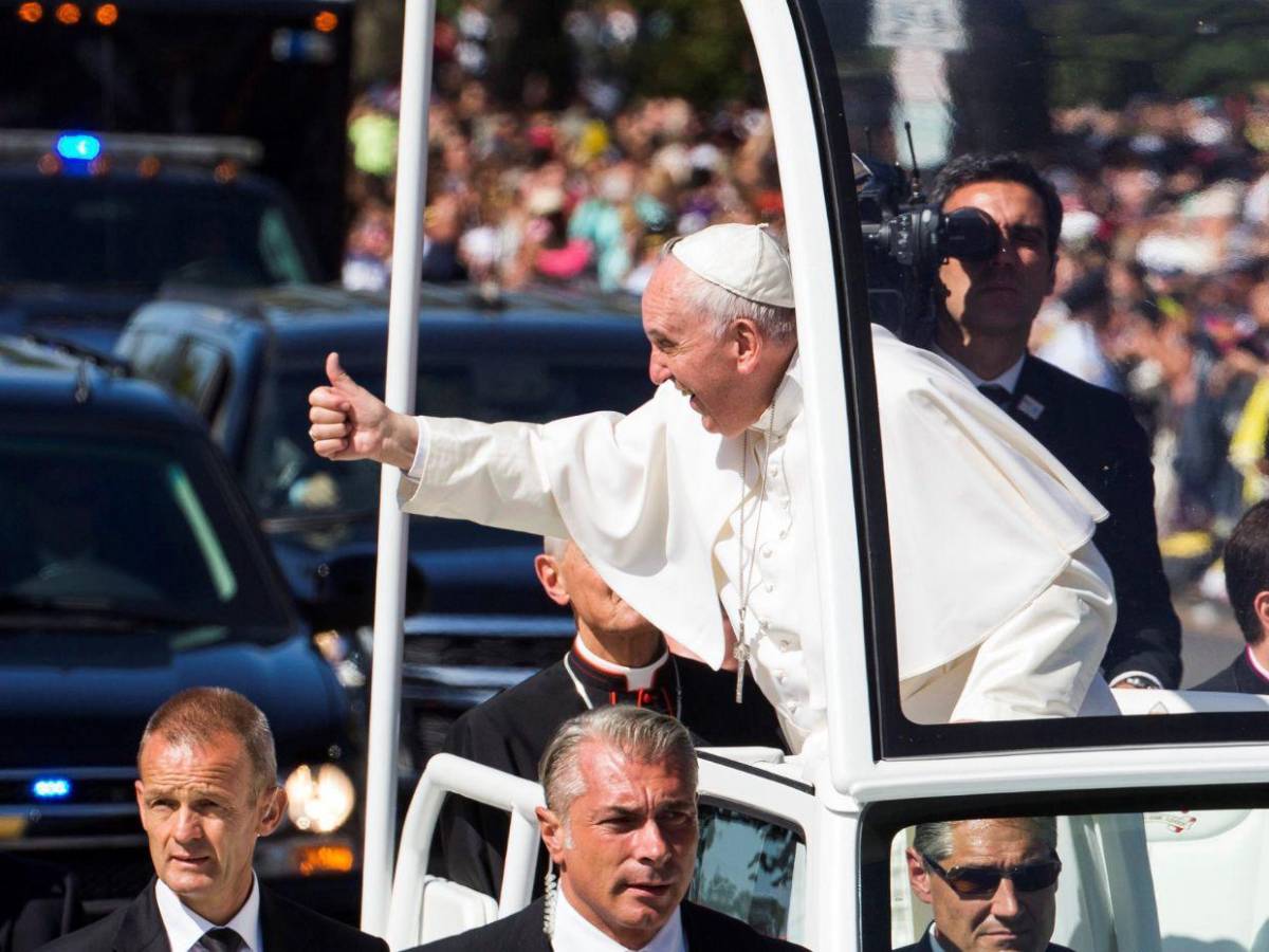 Una iglesia más “abierta”: El paso del papa Francisco por el Vaticano