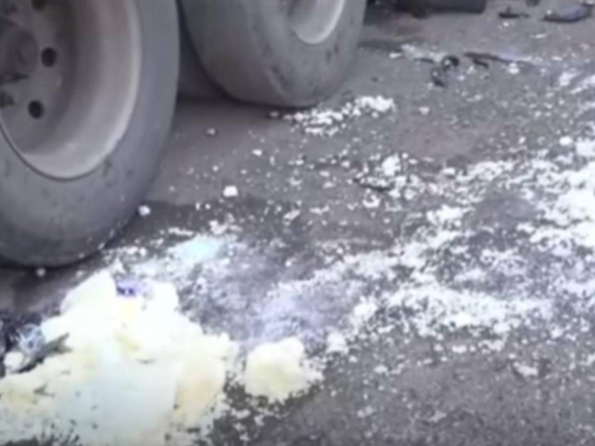 Muere conductor de camión tras fuerte colisión en carretera a Olancho