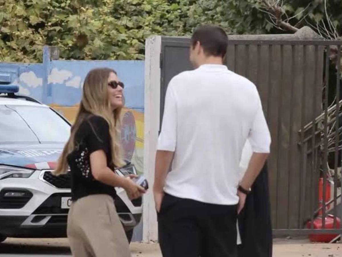 Piqué y Clara Chía sorprenden: El exjugador la pasa mal y se revela lo que hizo su pareja