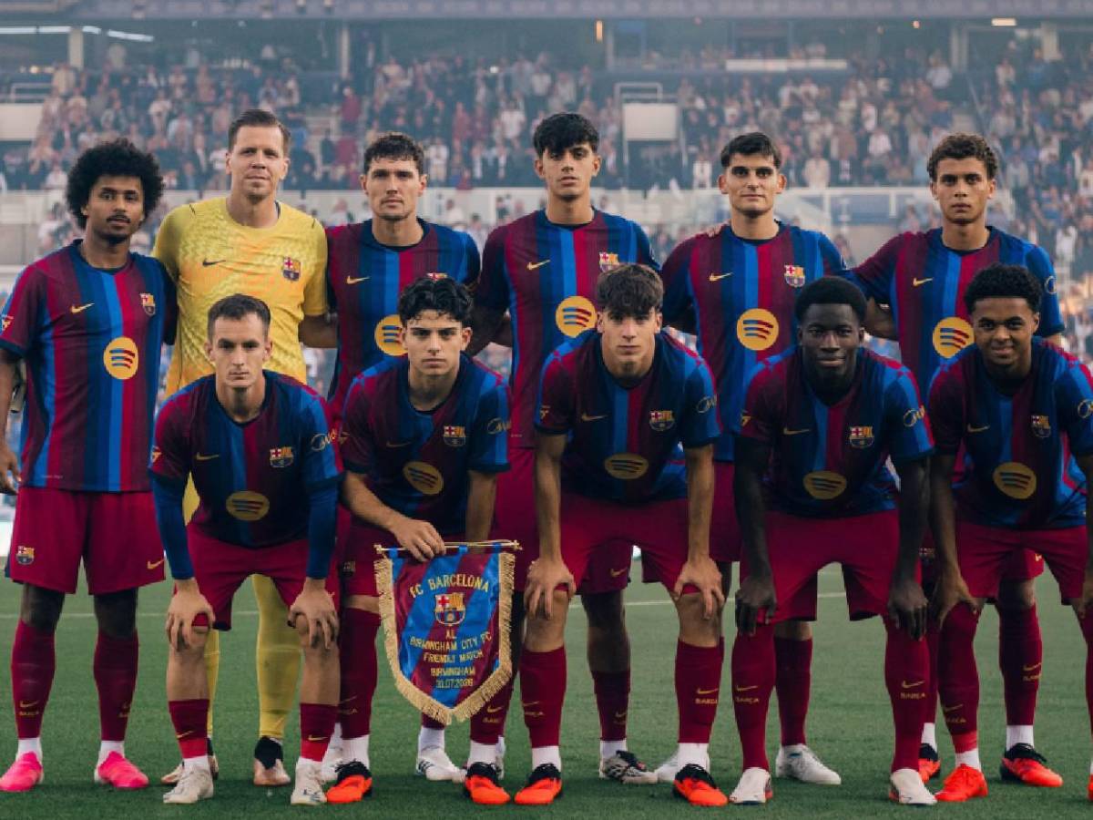Duro revés a Barcelona en el mercado de fichajes: Jugadorpide salir y sorprende a Hansi Flick