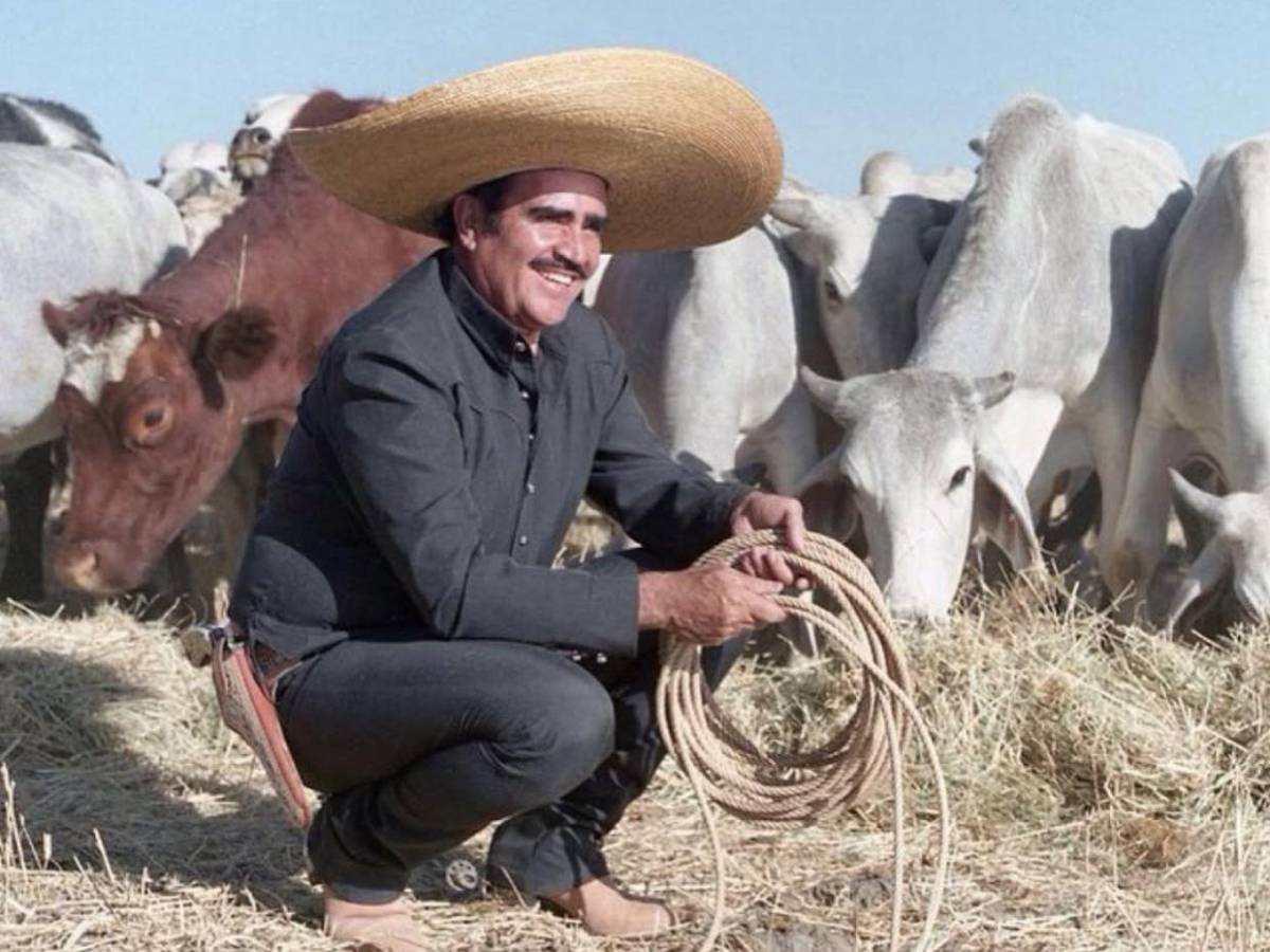 A tres años sin Vicente Fernández, revelan que dejó grabadas más de 300 canciones