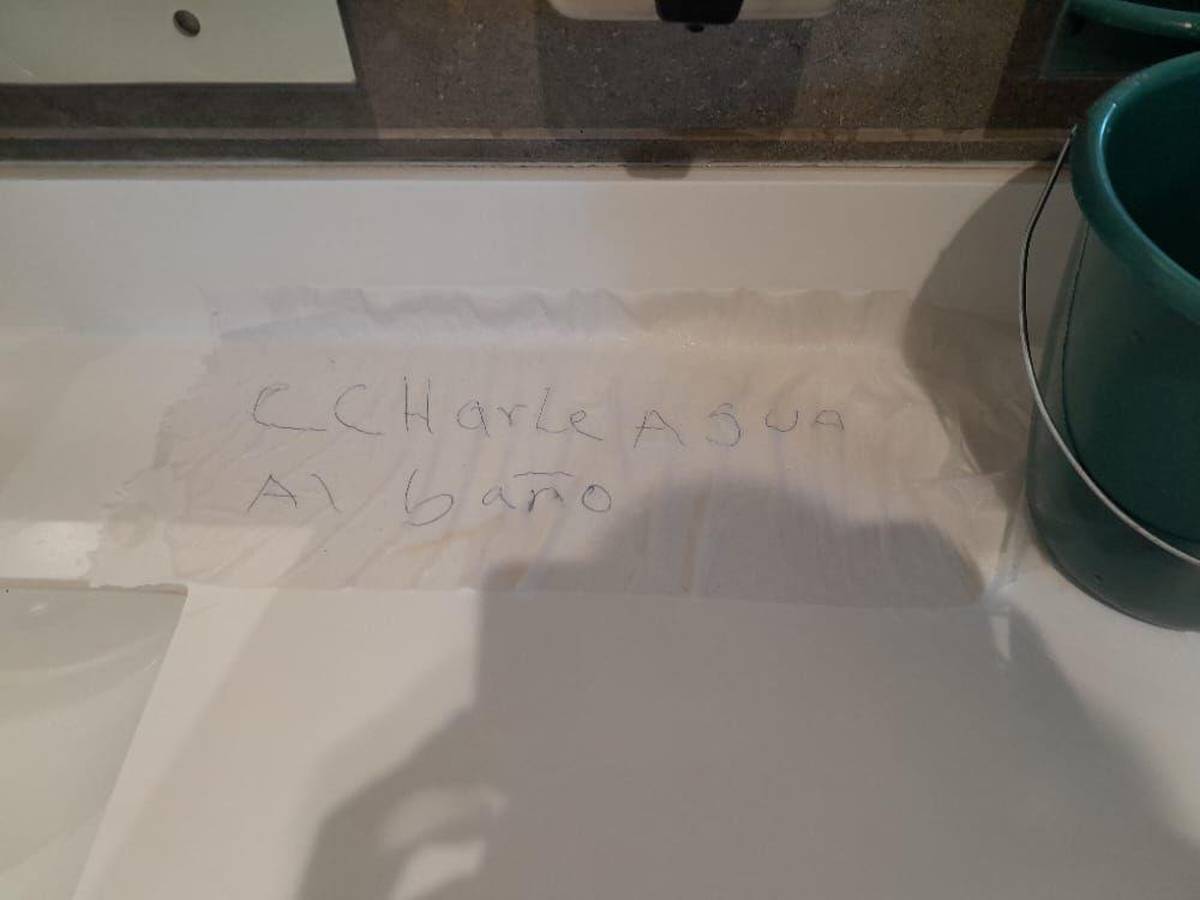 A medio vapor estuvo funcionando el moderno edificio.