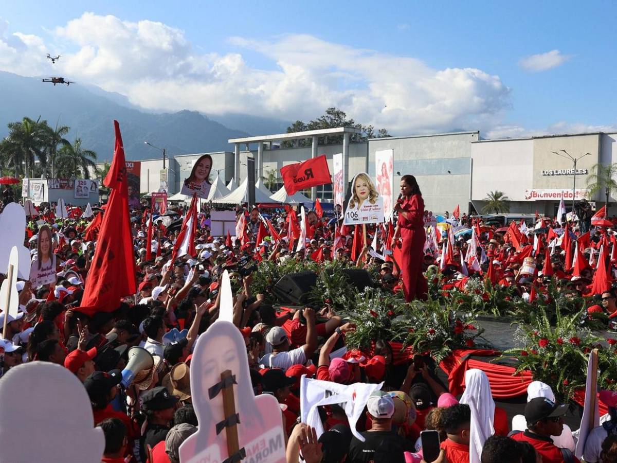 Rixi Moncada cierra campaña este sábado en SPS y mañana en la capital